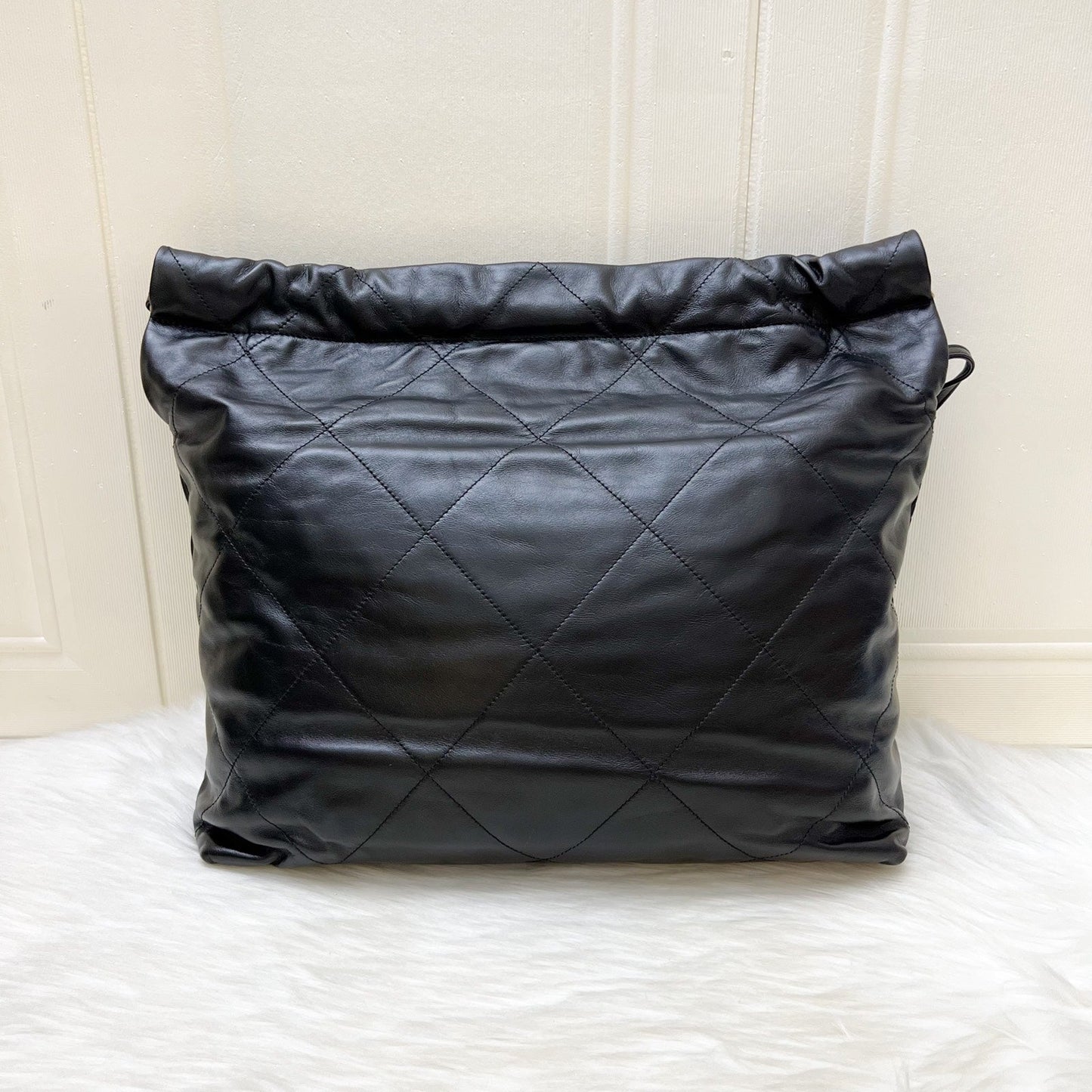 GLM-22 Medium Hobo Bag in Black Calfskin and AGHW (Model: AS3261)