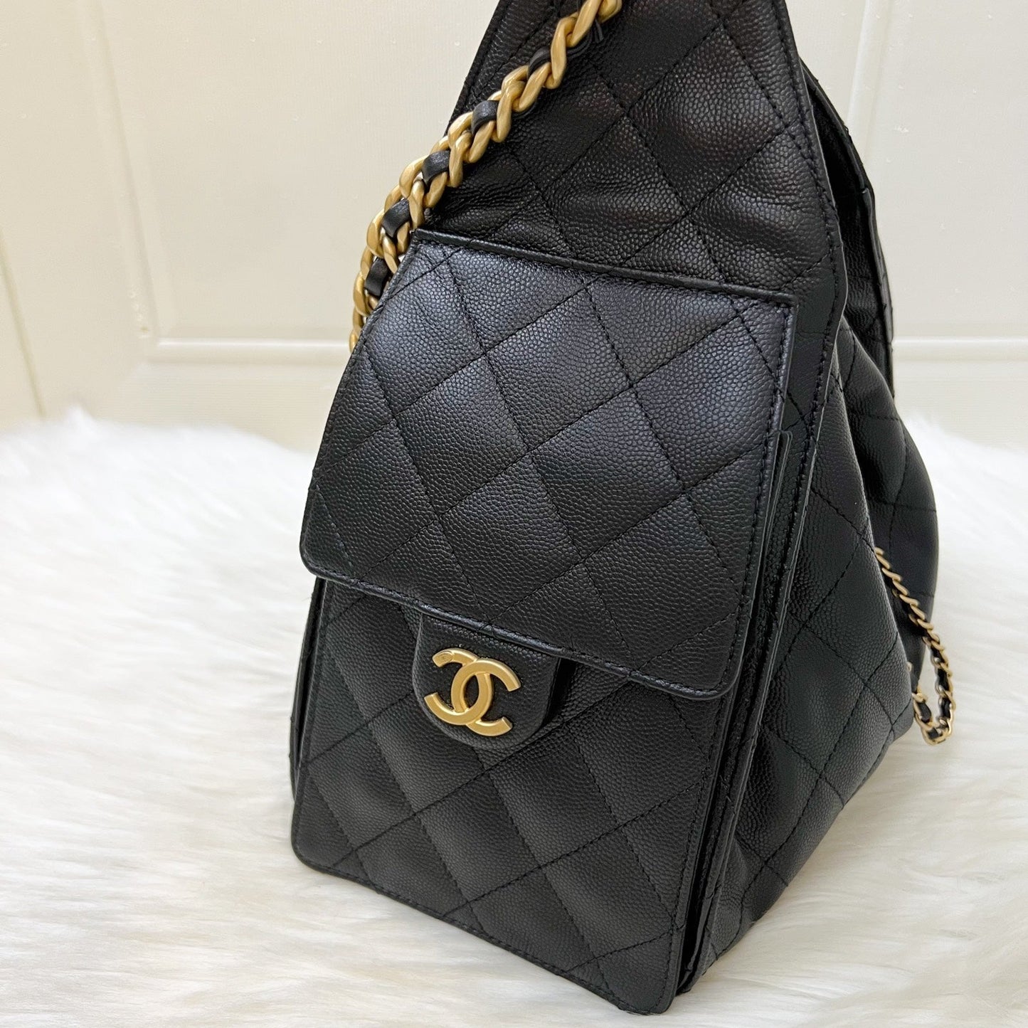 GLM-25 Small Hobo Bag in Black Caviar and AGHW (Model: AS5293)