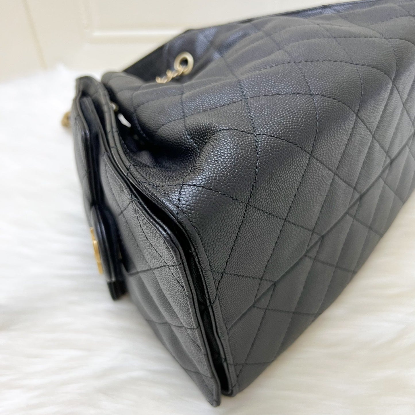 GLM-25 Small Hobo Bag in Black Caviar and AGHW (Model: AS5293)