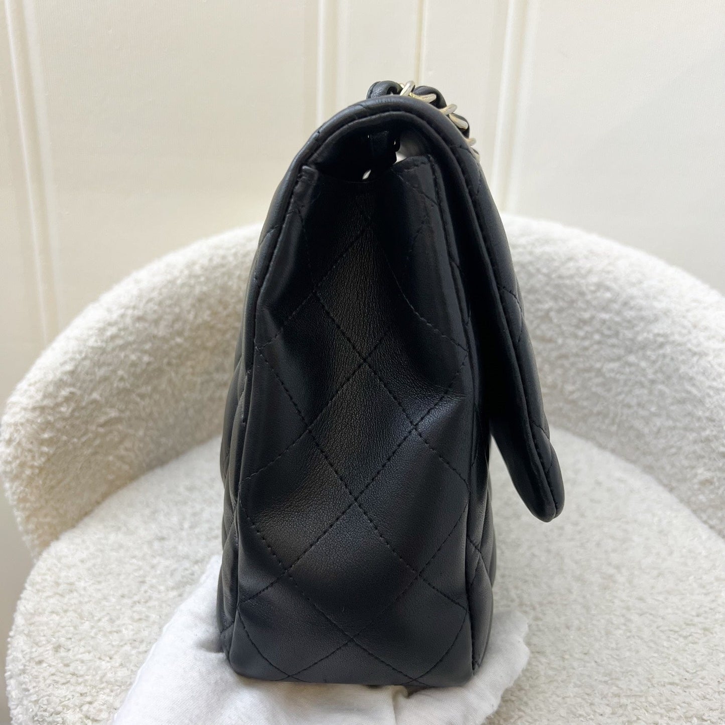 GLM-Jumbo Classic Flap SF in Black Lambskin and GHW