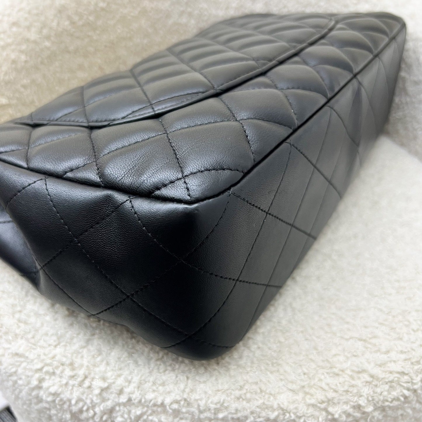 GLM-Jumbo Classic Flap SF in Black Lambskin and GHW