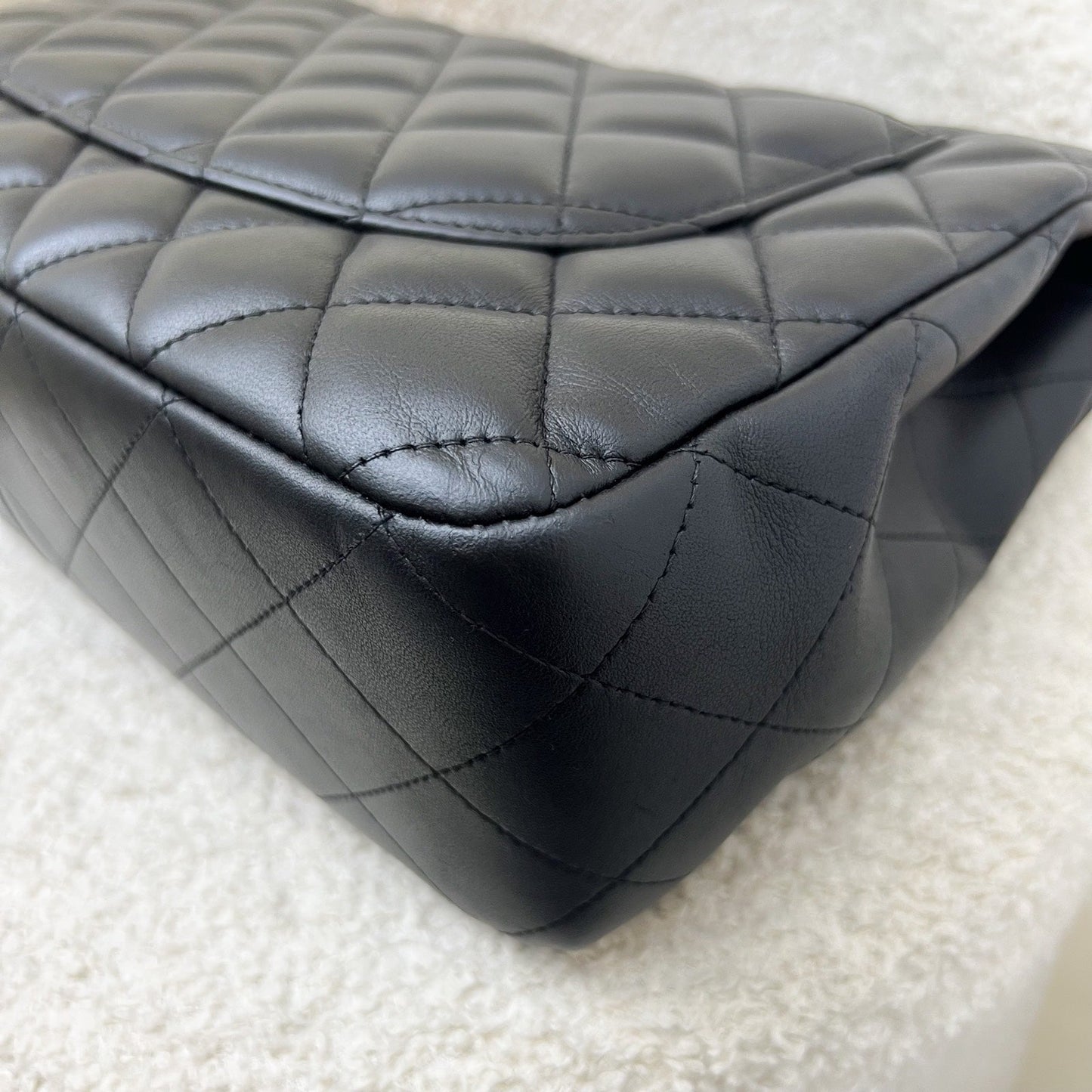 GLM-Jumbo Classic Flap SF in Black Lambskin and GHW