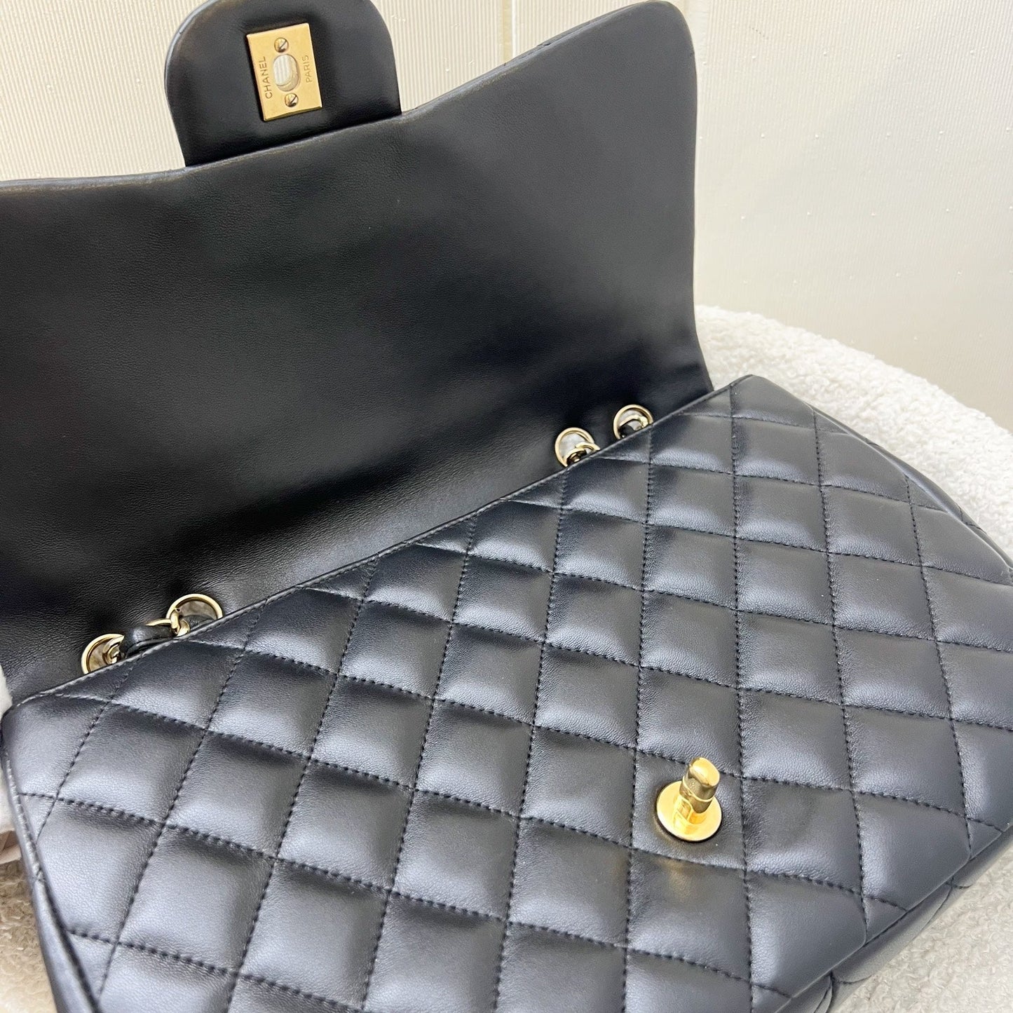 GLM-Jumbo Classic Flap SF in Black Lambskin and GHW
