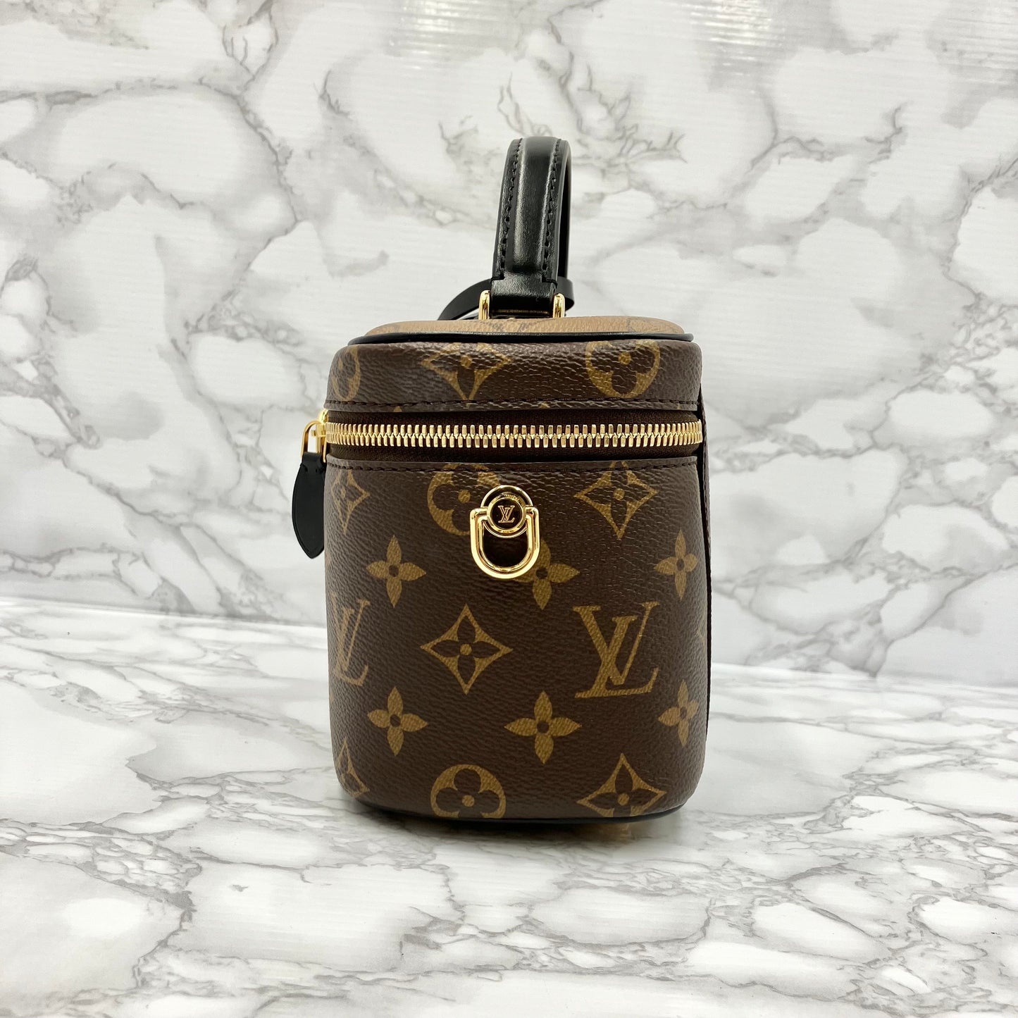 LOUIS VUITTON Monogram Reverse Vanity NV RFID
