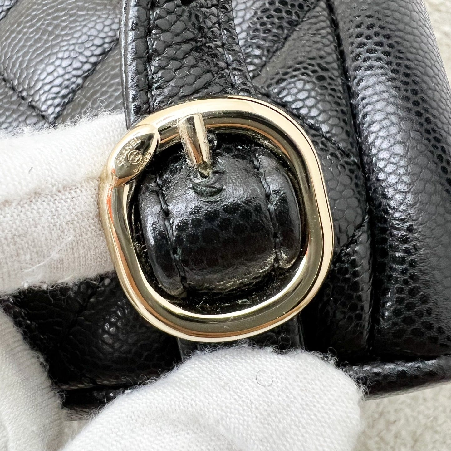 GLM-Medium Triple Backpack in 25P Black Caviar and LGHW (Model: AS3860)