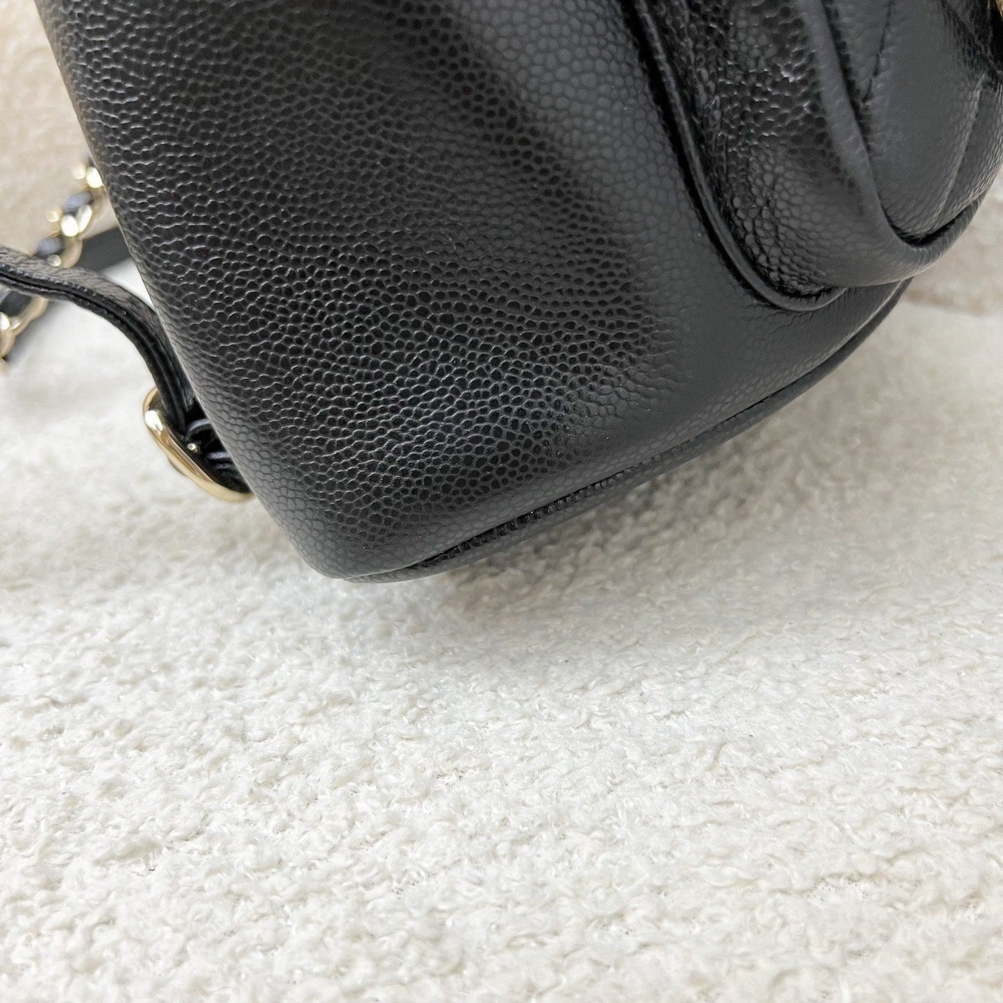 GLM-Medium Triple Backpack in 25P Black Caviar and LGHW (Model: AS3860)