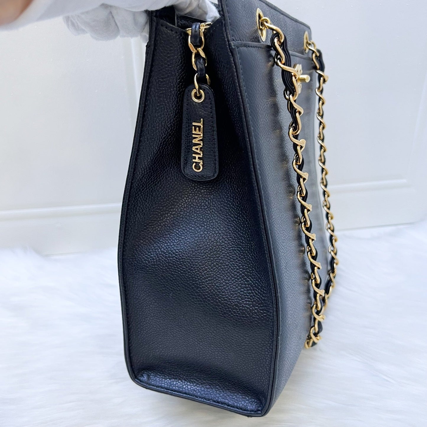 GLM- Tote Bag with GLM- Turnlock in Black Caviar and 24K Gold Plated HW