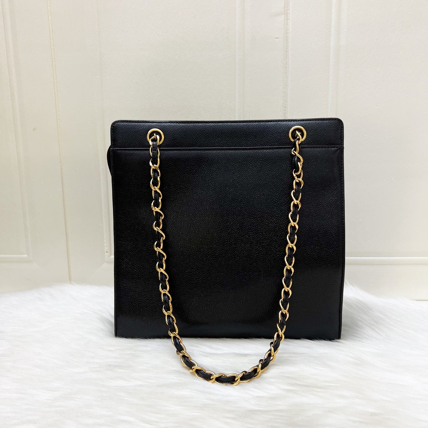 GLM- Tote Bag with GLM- Turnlock in Black Caviar and 24K Gold Plated HW
