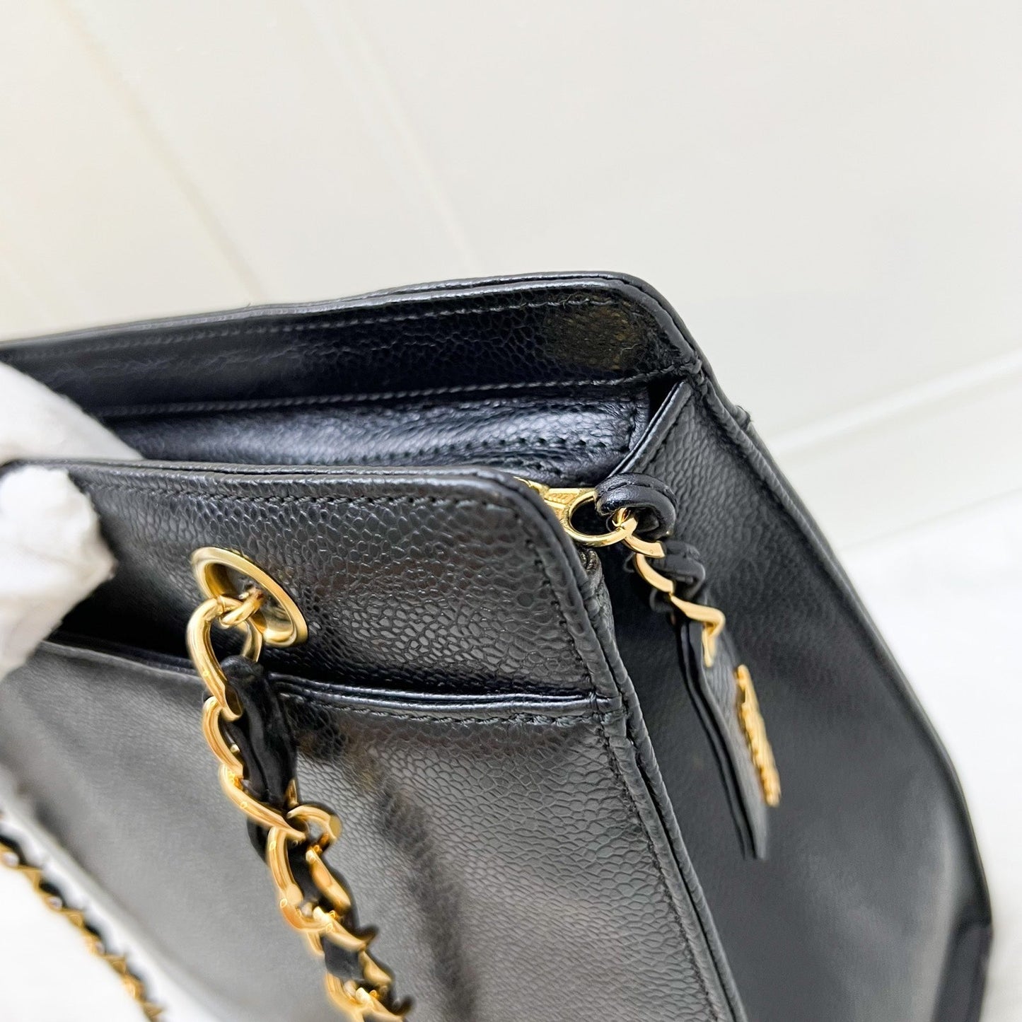 GLM- Tote Bag with GLM- Turnlock in Black Caviar and 24K Gold Plated HW