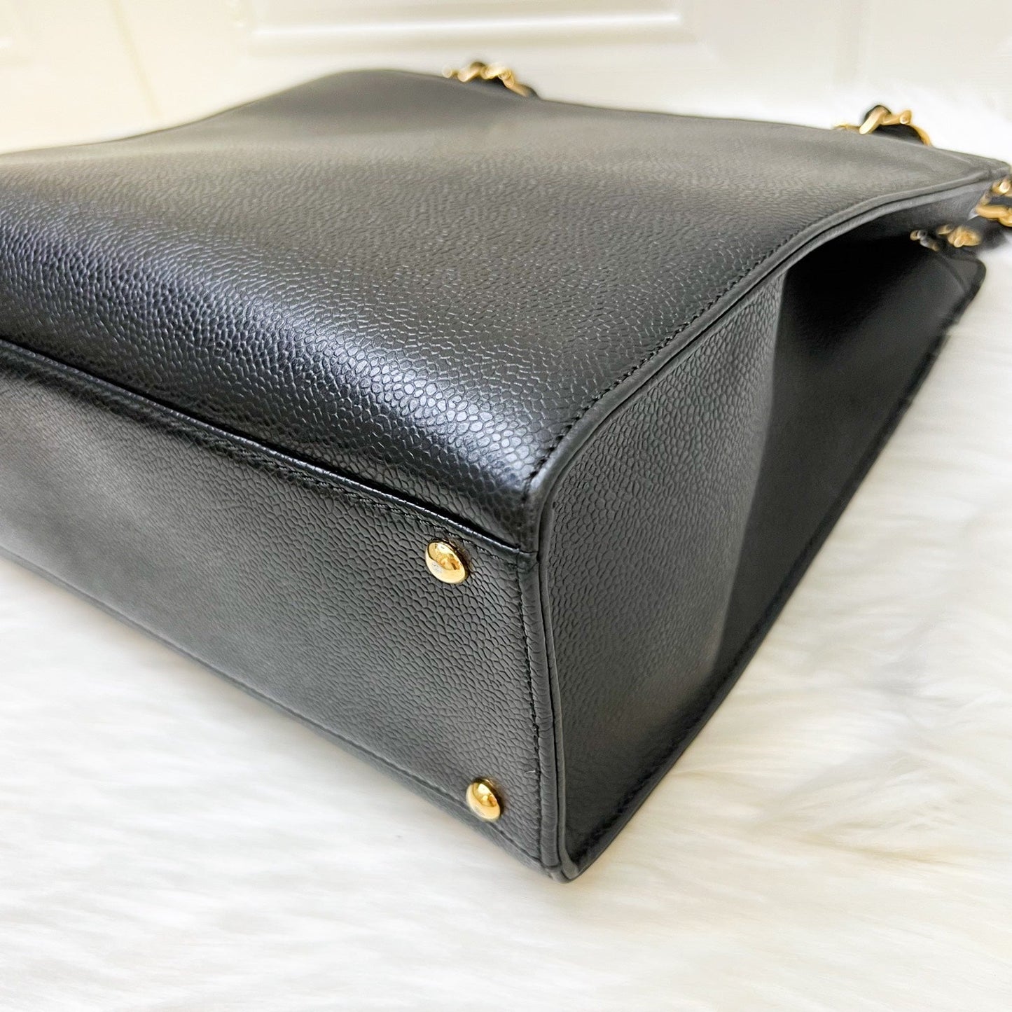 GLM- Tote Bag with GLM- Turnlock in Black Caviar and 24K Gold Plated HW