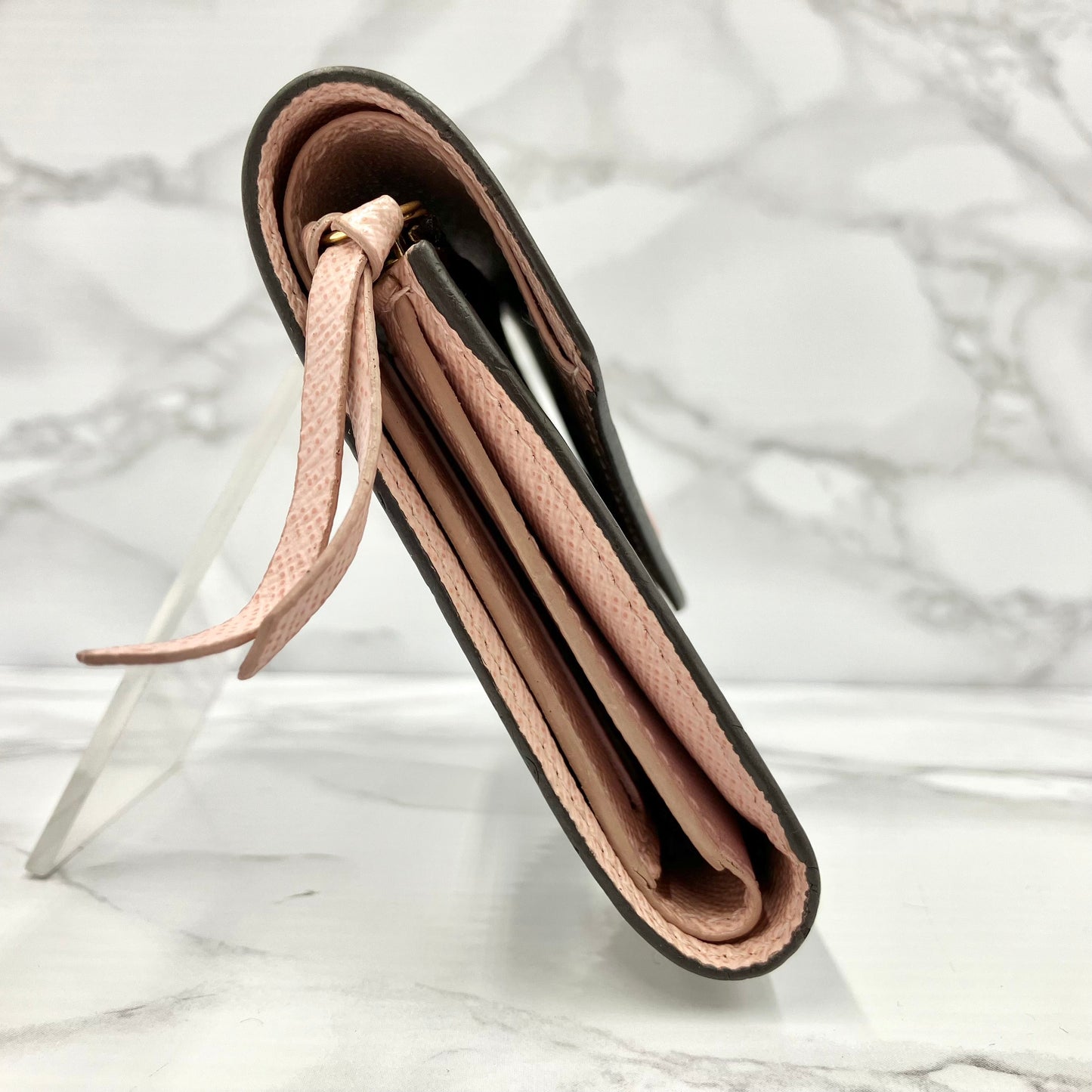 LOUIS VUITTON Monogram victorine