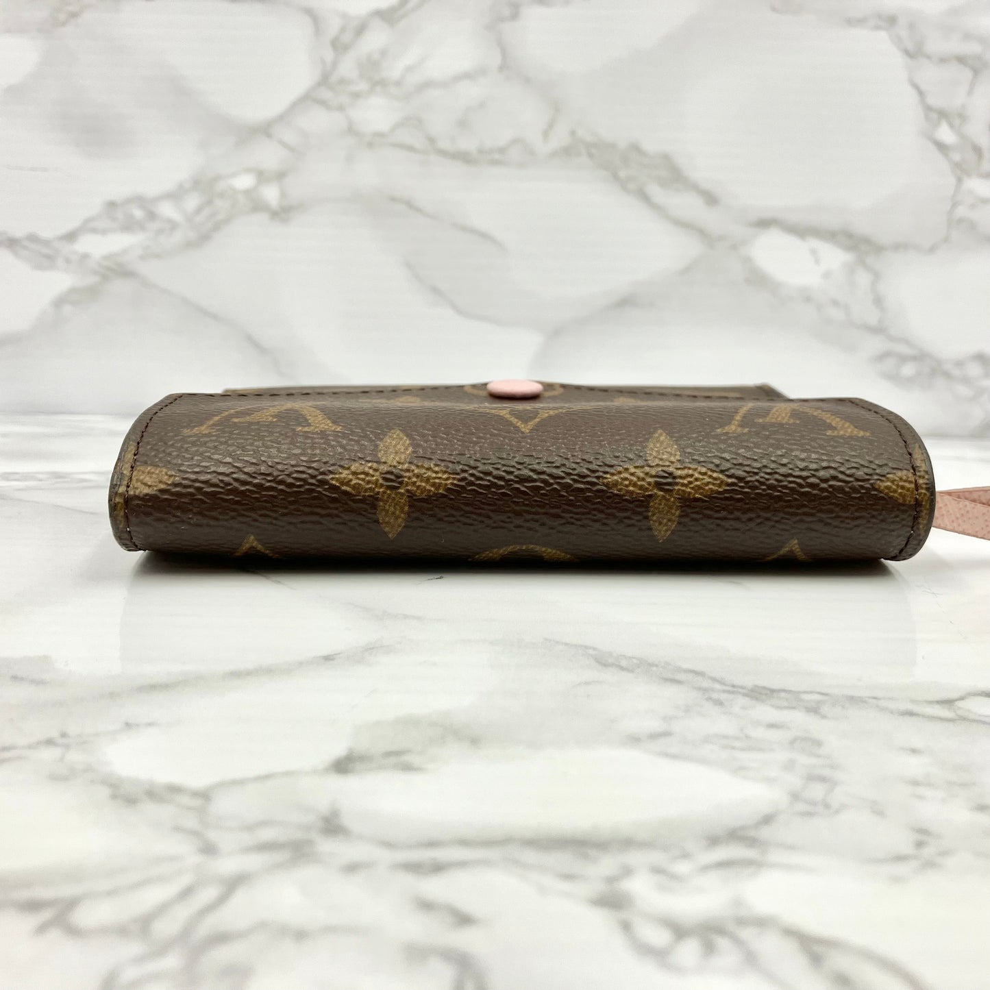 LOUIS VUITTON Monogram victorine