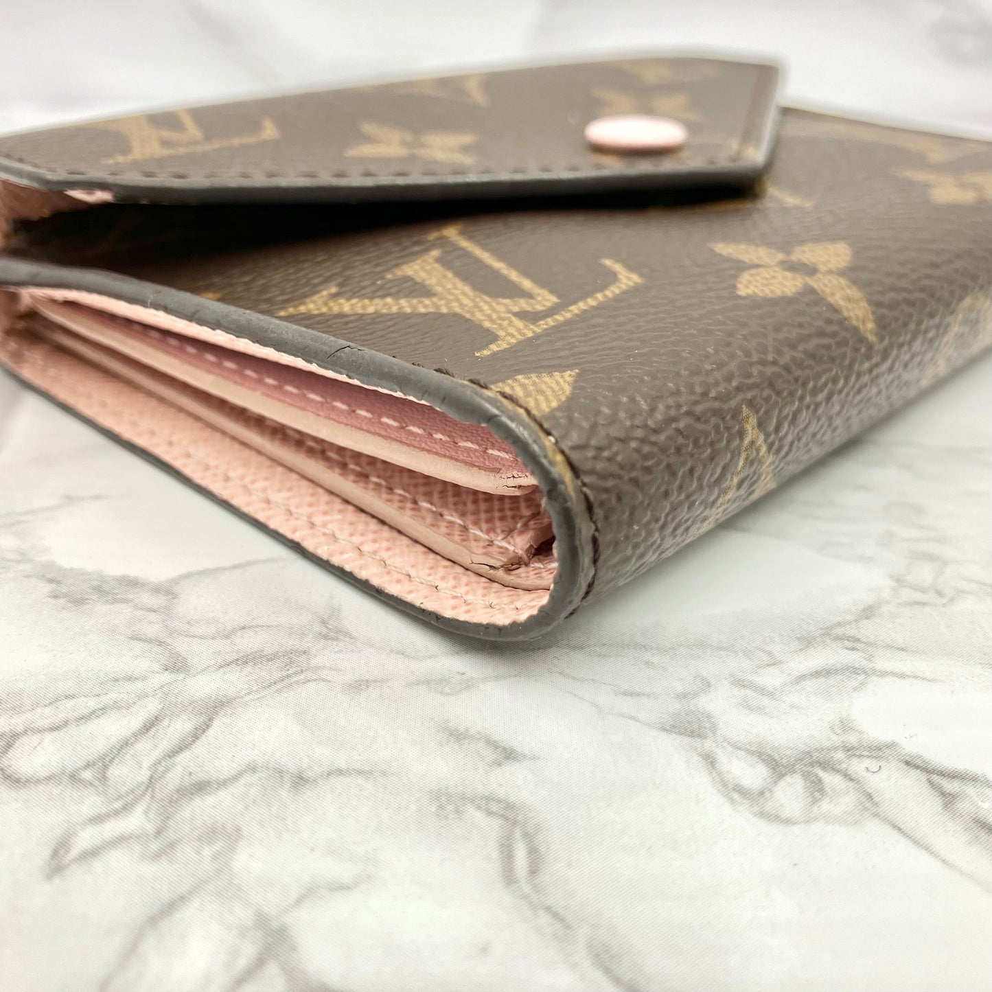LOUIS VUITTON Monogram victorine