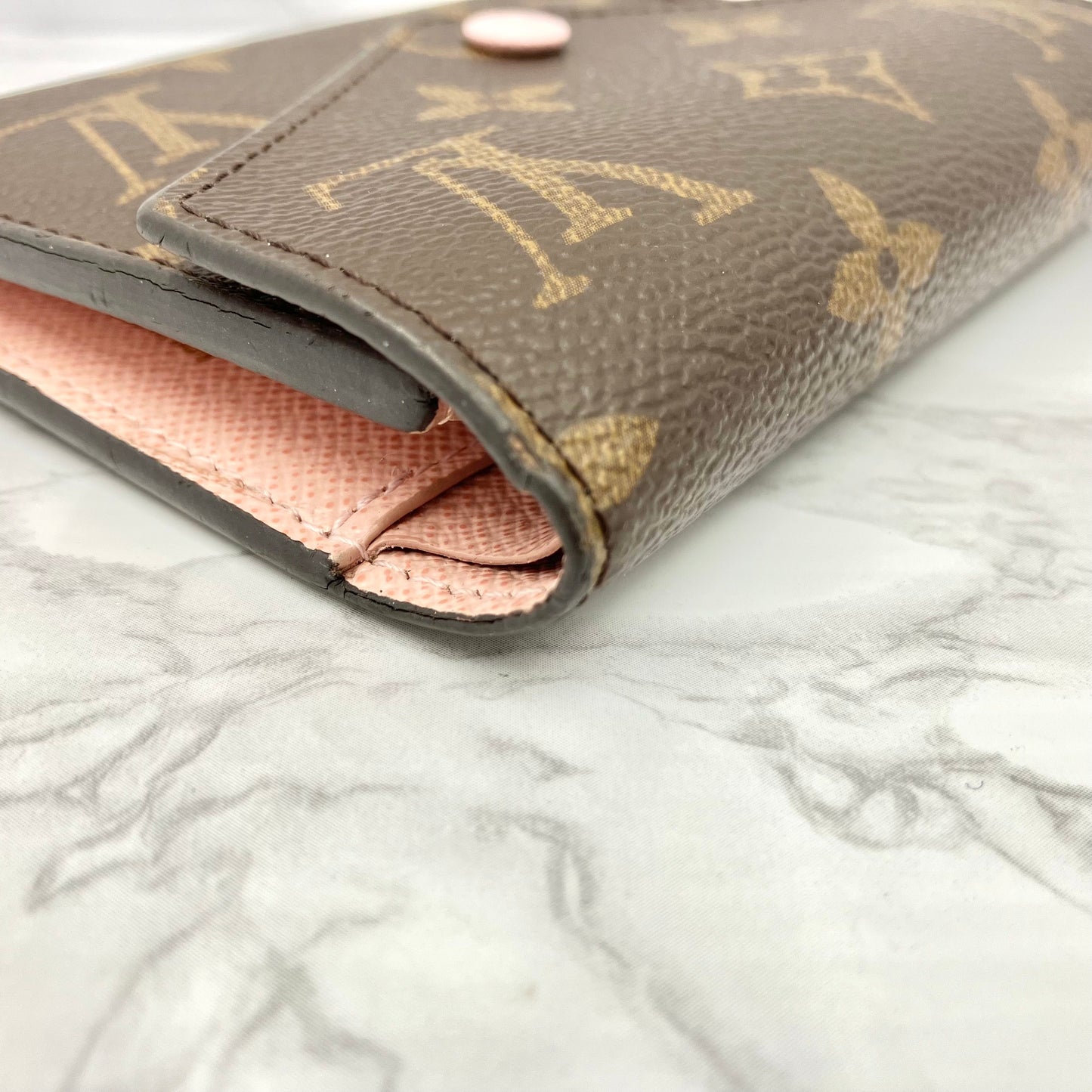 LOUIS VUITTON Monogram victorine