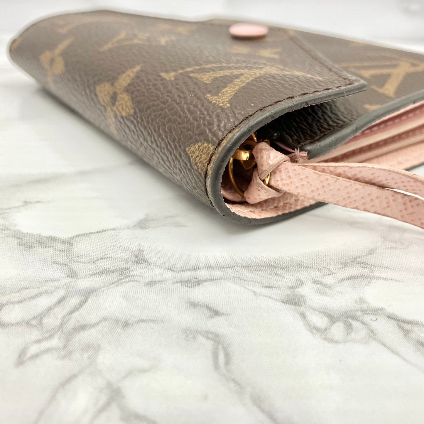 LOUIS VUITTON Monogram victorine