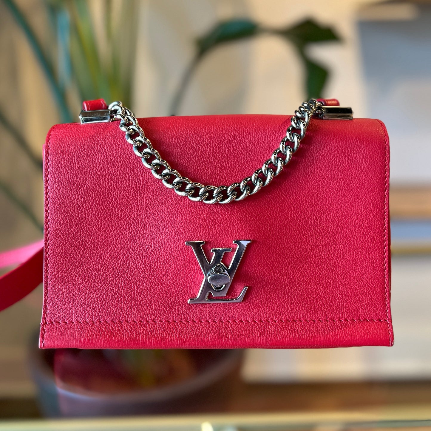 LOUIS VUITTON Lockme II BB Rubis Pebbled Leather Shoulder Bag