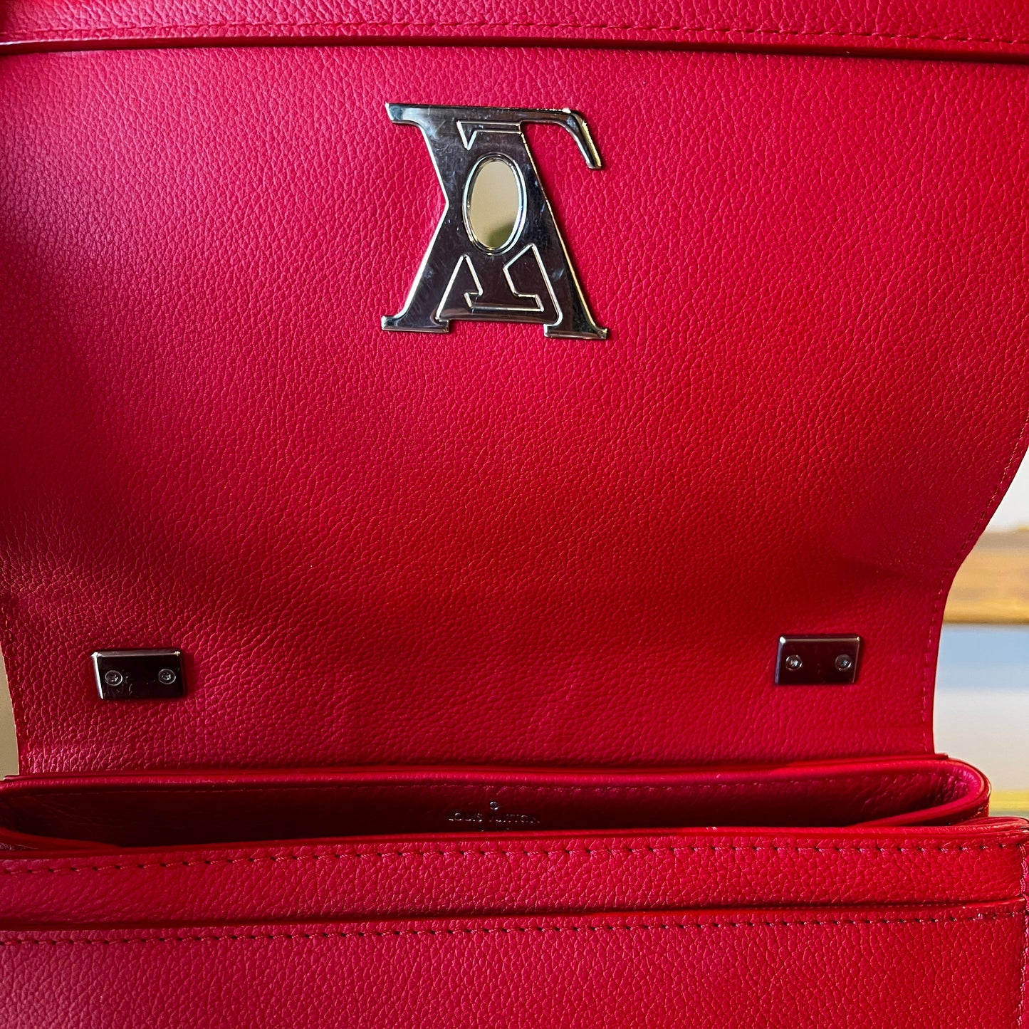 LOUIS VUITTON Lockme II BB Rubis Pebbled Leather Shoulder Bag