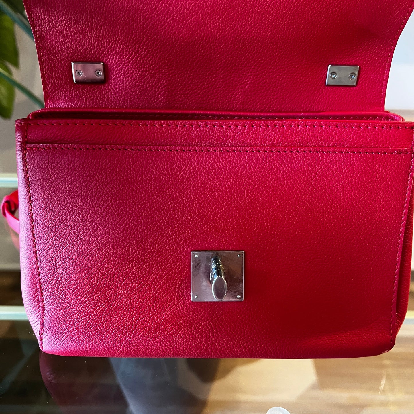 LOUIS VUITTON Lockme II BB Rubis Pebbled Leather Shoulder Bag