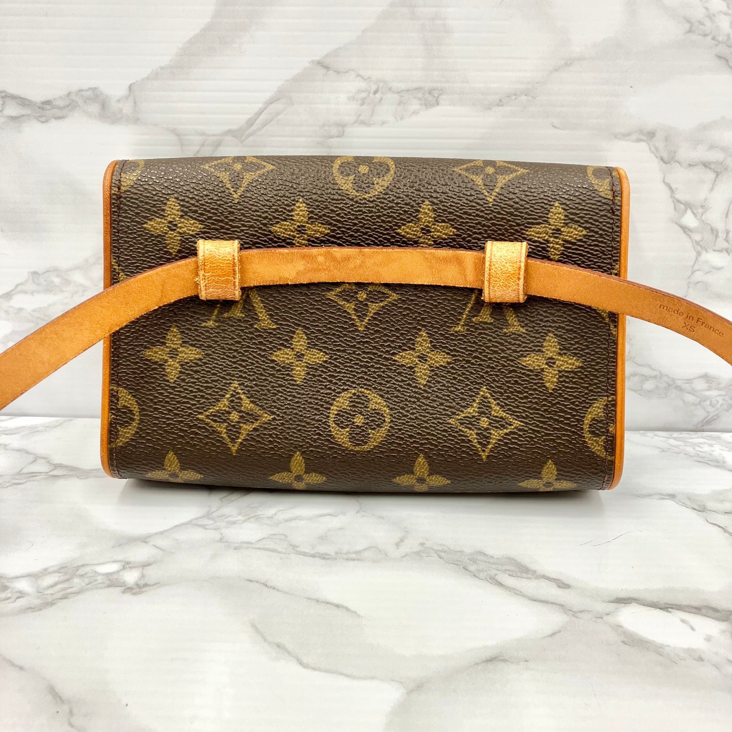 LOUIS VUITTON Monogram florentine