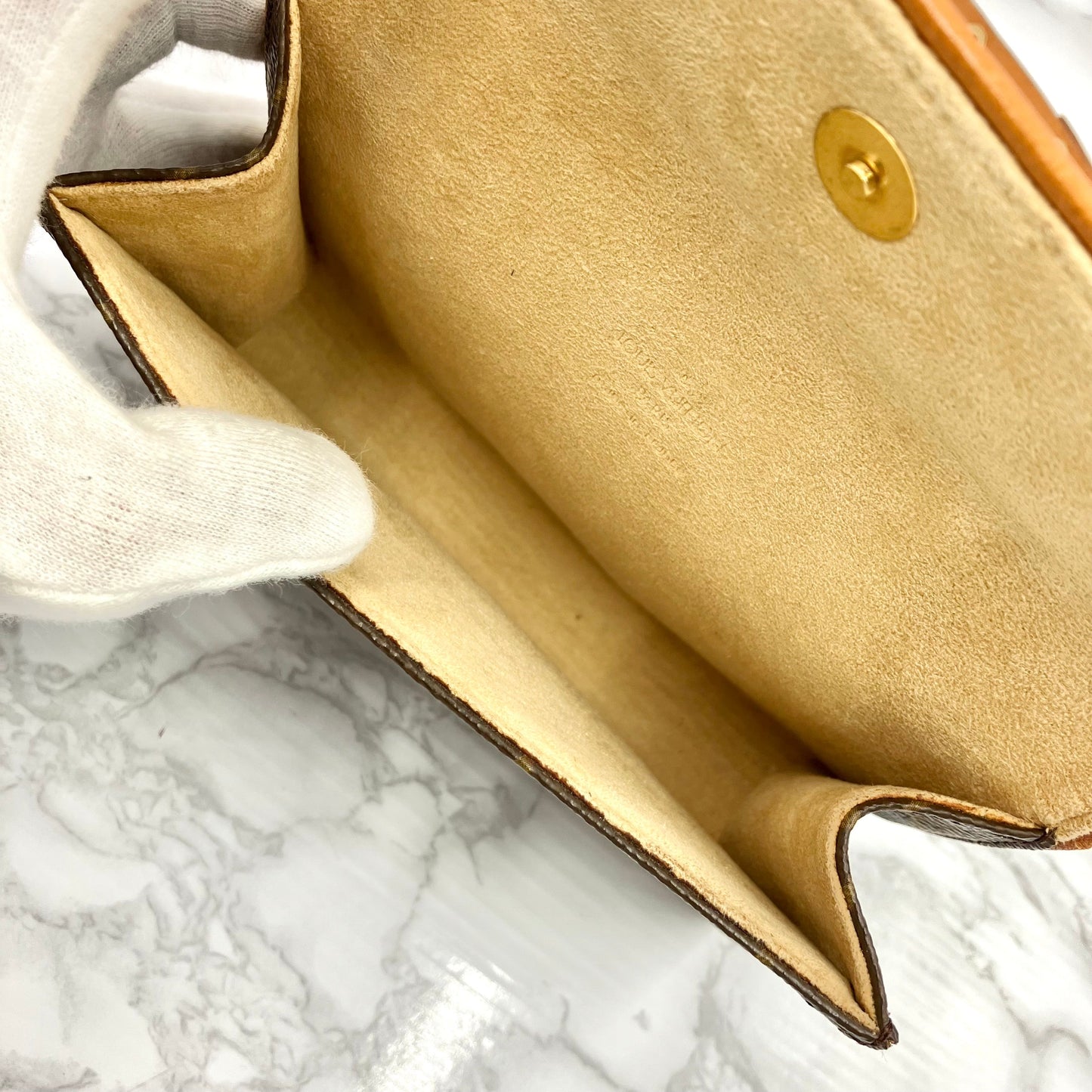 LOUIS VUITTON Monogram florentine