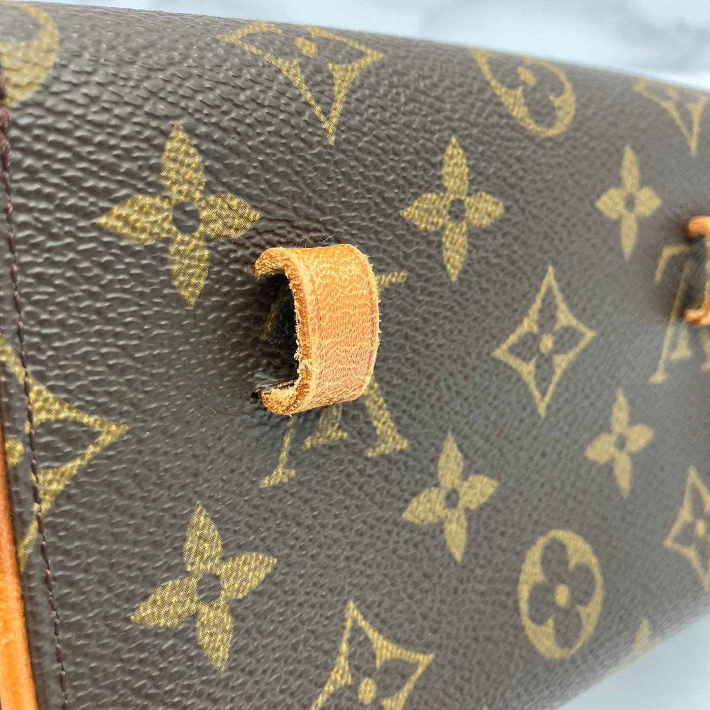 LOUIS VUITTON Monogram florentine