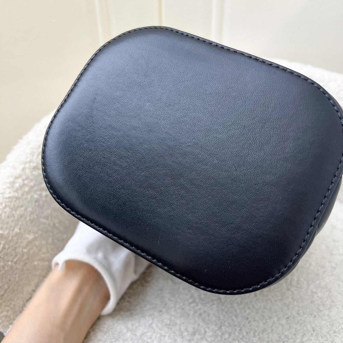 GLM-Trendy GLM- Vanity in Black Lambskin and LGHW (Model: AS1626)