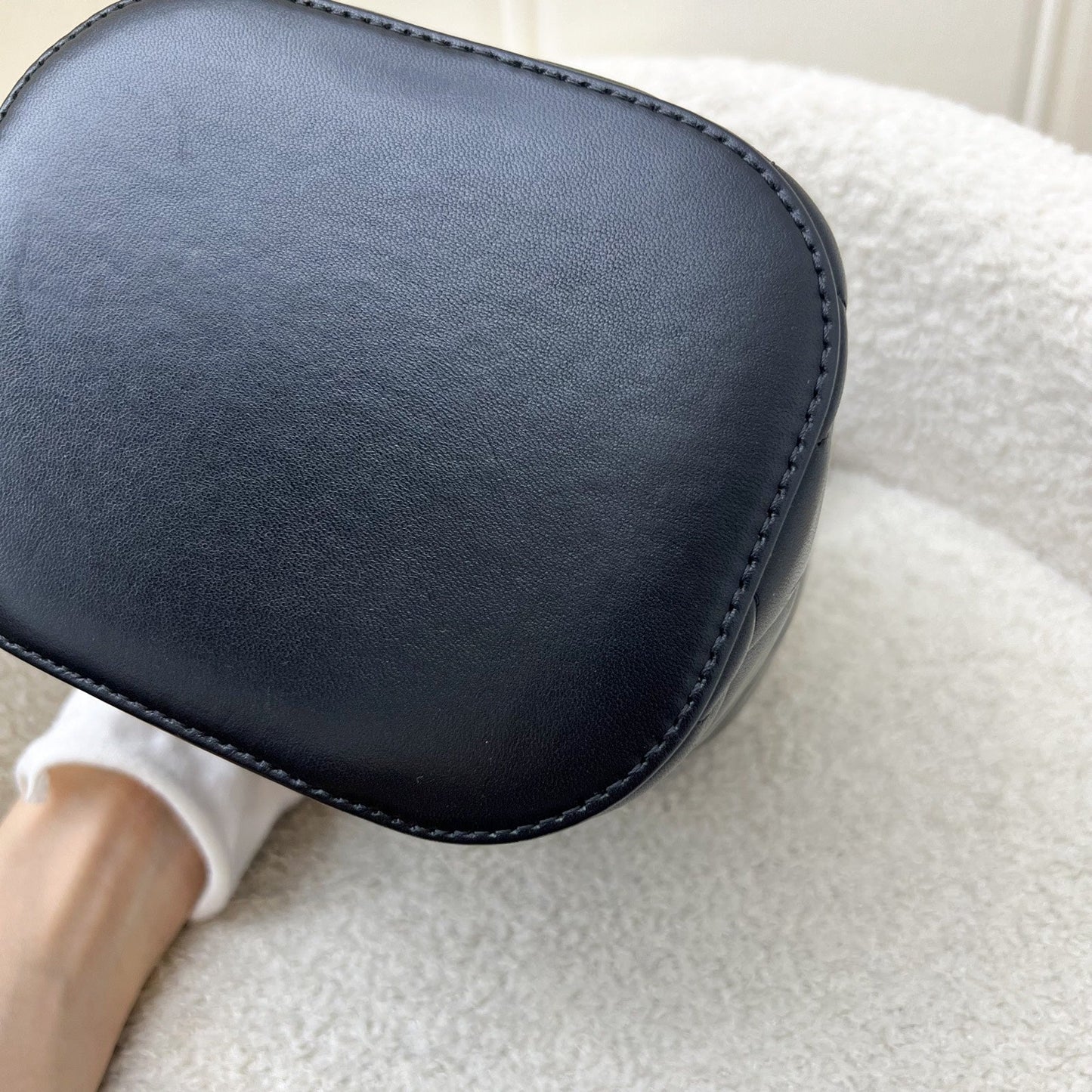 GLM-Trendy GLM- Vanity in Black Lambskin and LGHW (Model: AS1626)