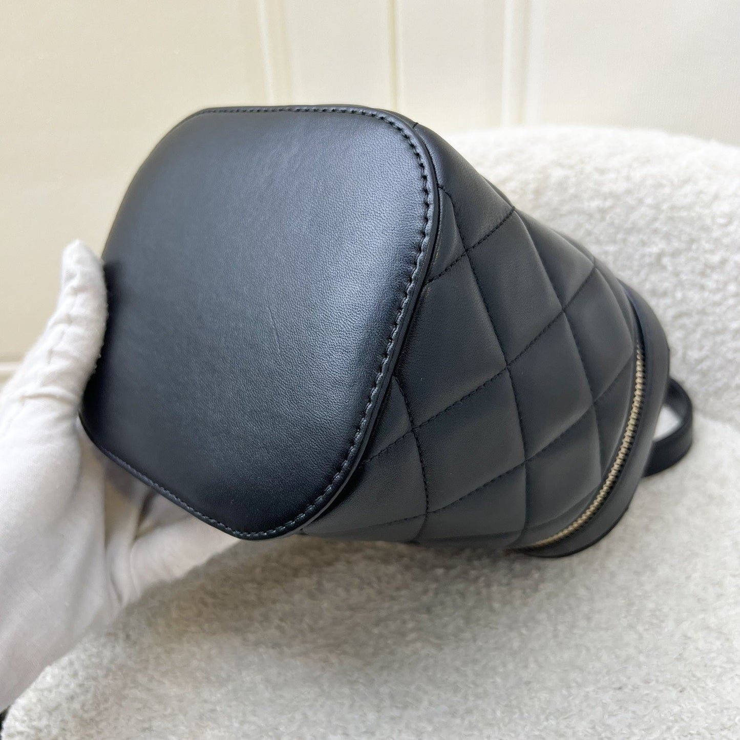 GLM-Trendy GLM- Vanity in Black Lambskin and LGHW (Model: AS1626)
