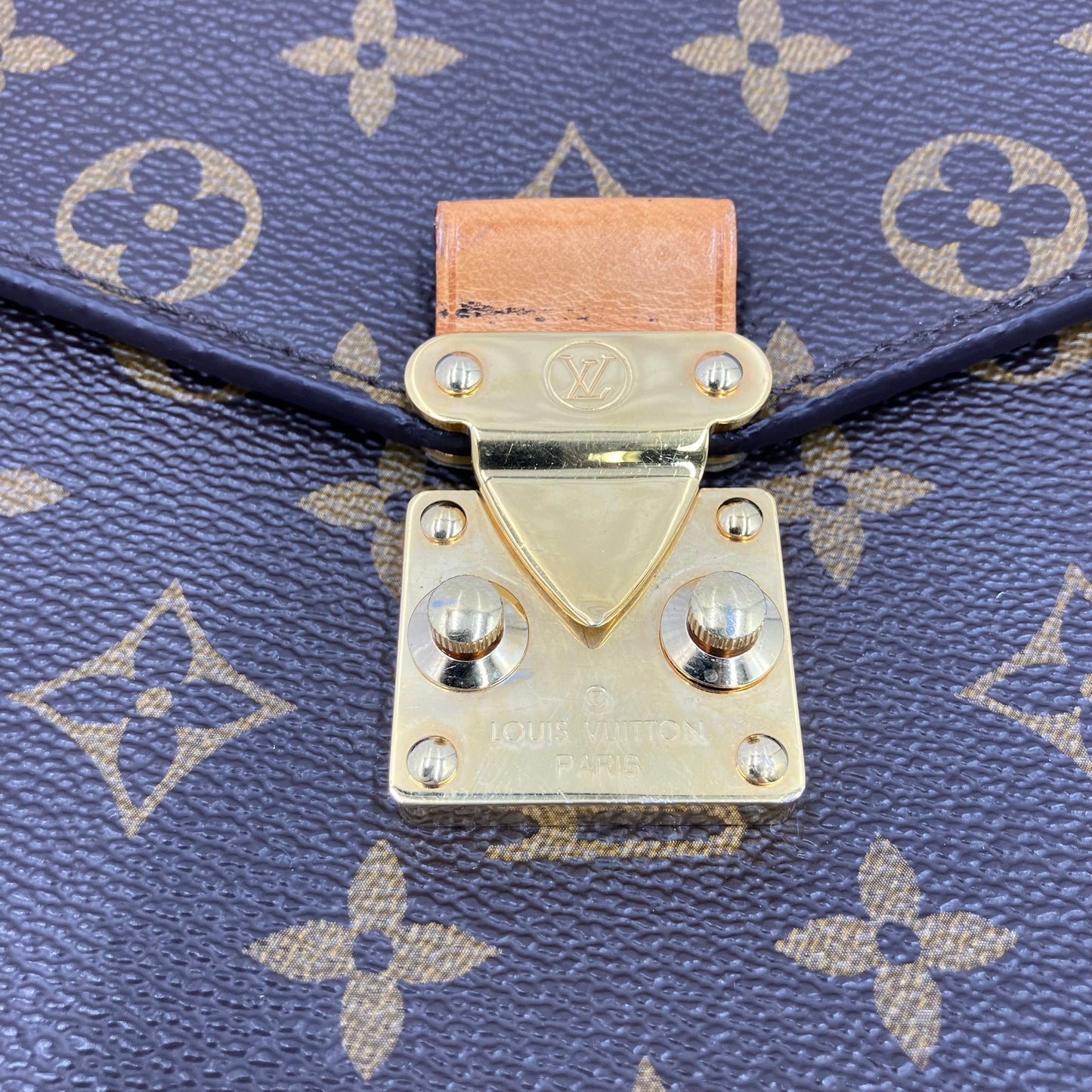 LOUIS VUITTON Monogram Metis