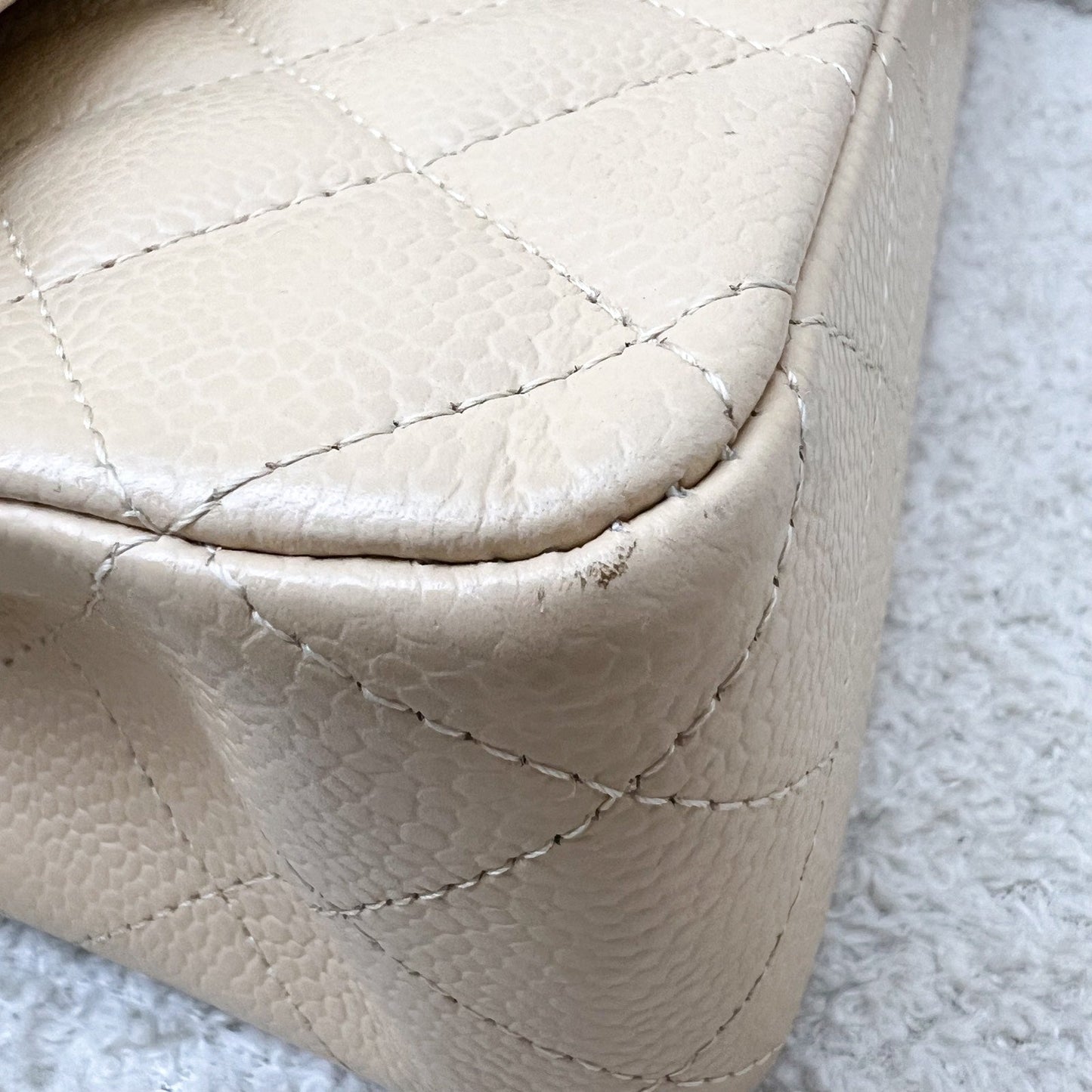 GLM-Medium Classic Flap CF in Beige Caviar and SHW