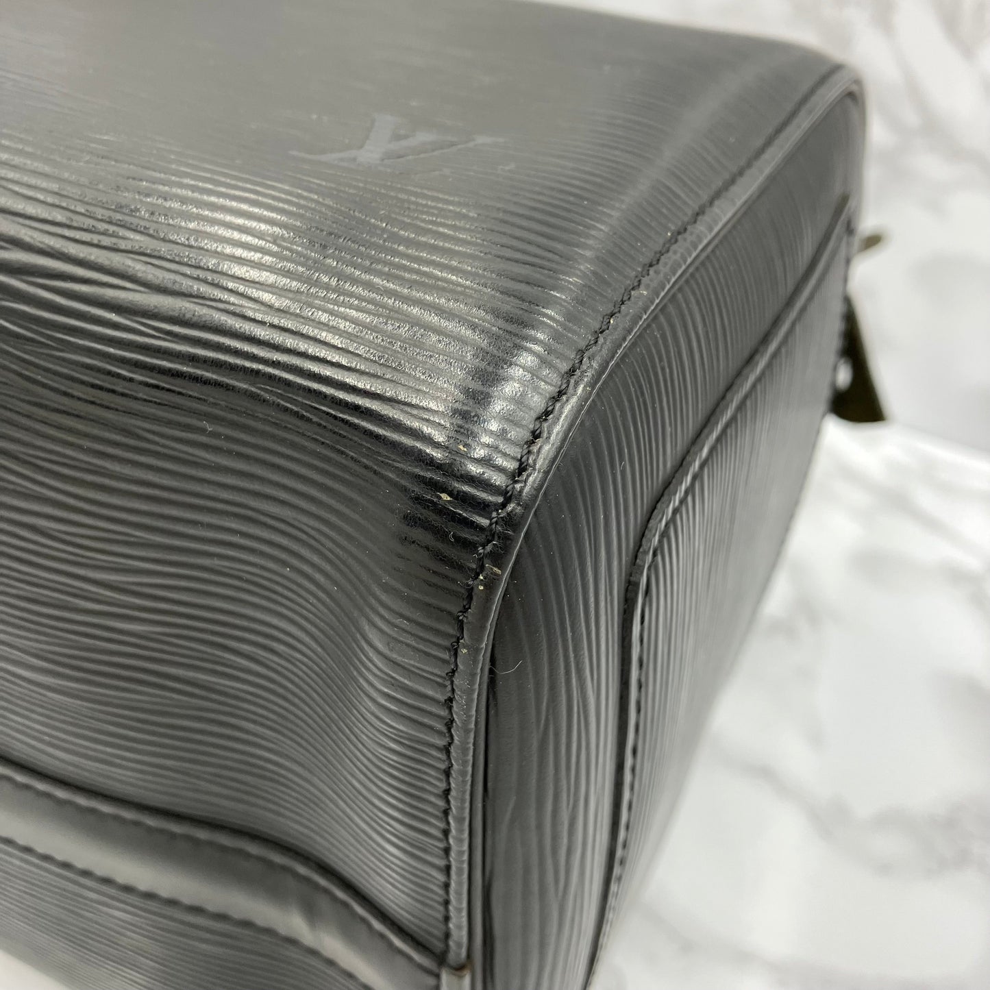 LOUIS VUITTON Epi Speedy 35