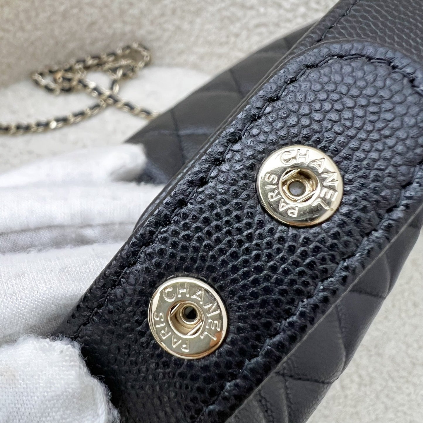 GLM-25A Quilted Hobo Clutch on Chain in Black Caviar and LGHW