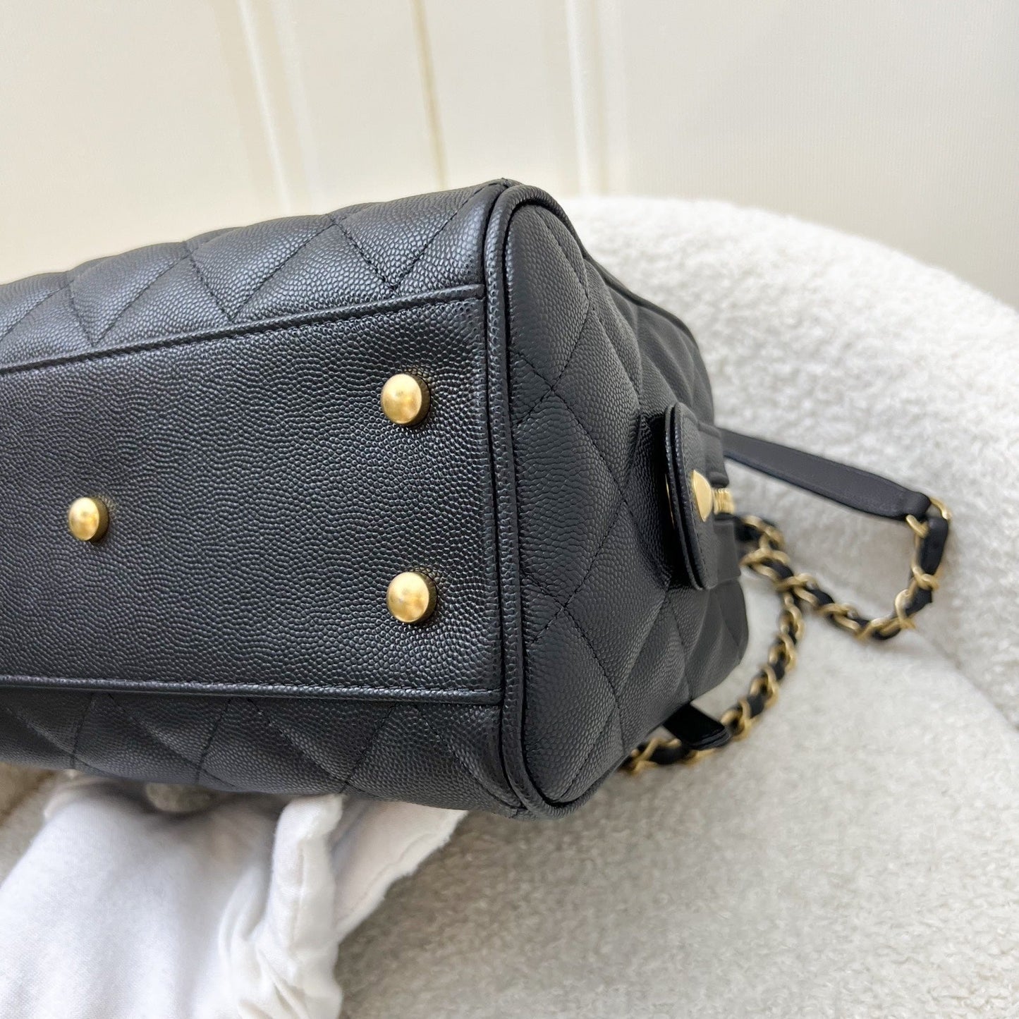 GLM-25A Small Bowling Bag in Black Caviar and AGHW (Model: AS5578)