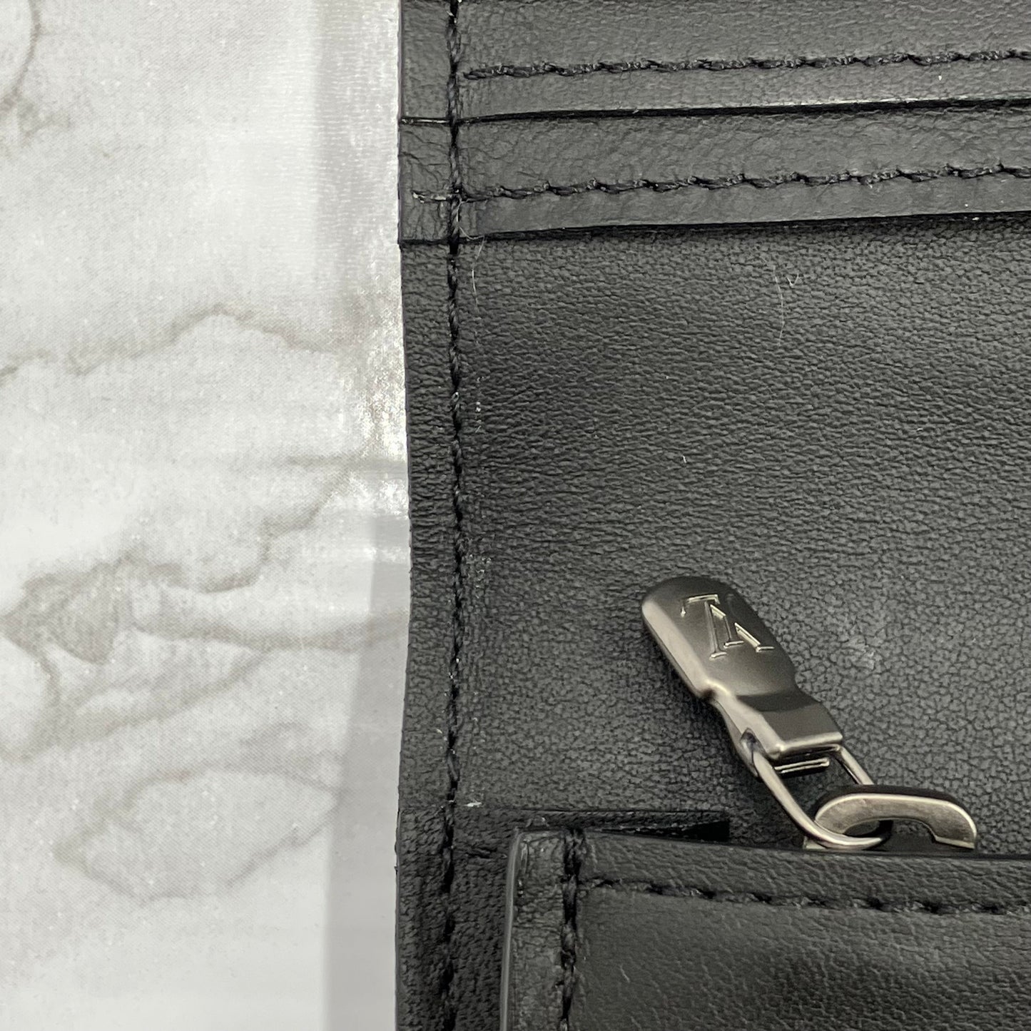 LOUIS VUITTON Anfini Brazza