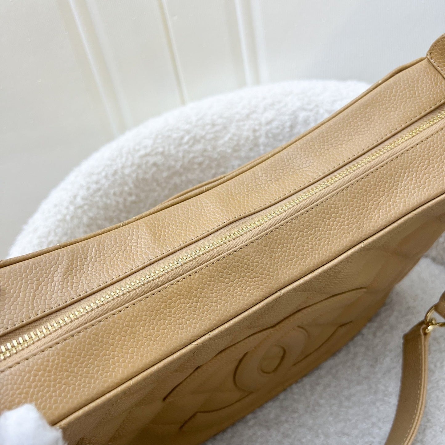 GLM- Half Moon Timeless Hobo in Beige Caviar and GHW