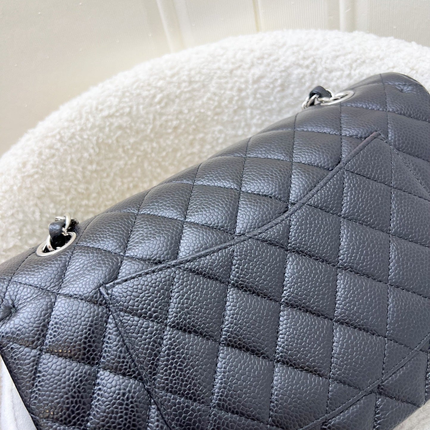 GLM-Medium Classic Flap CF in Black Caviar and SHW