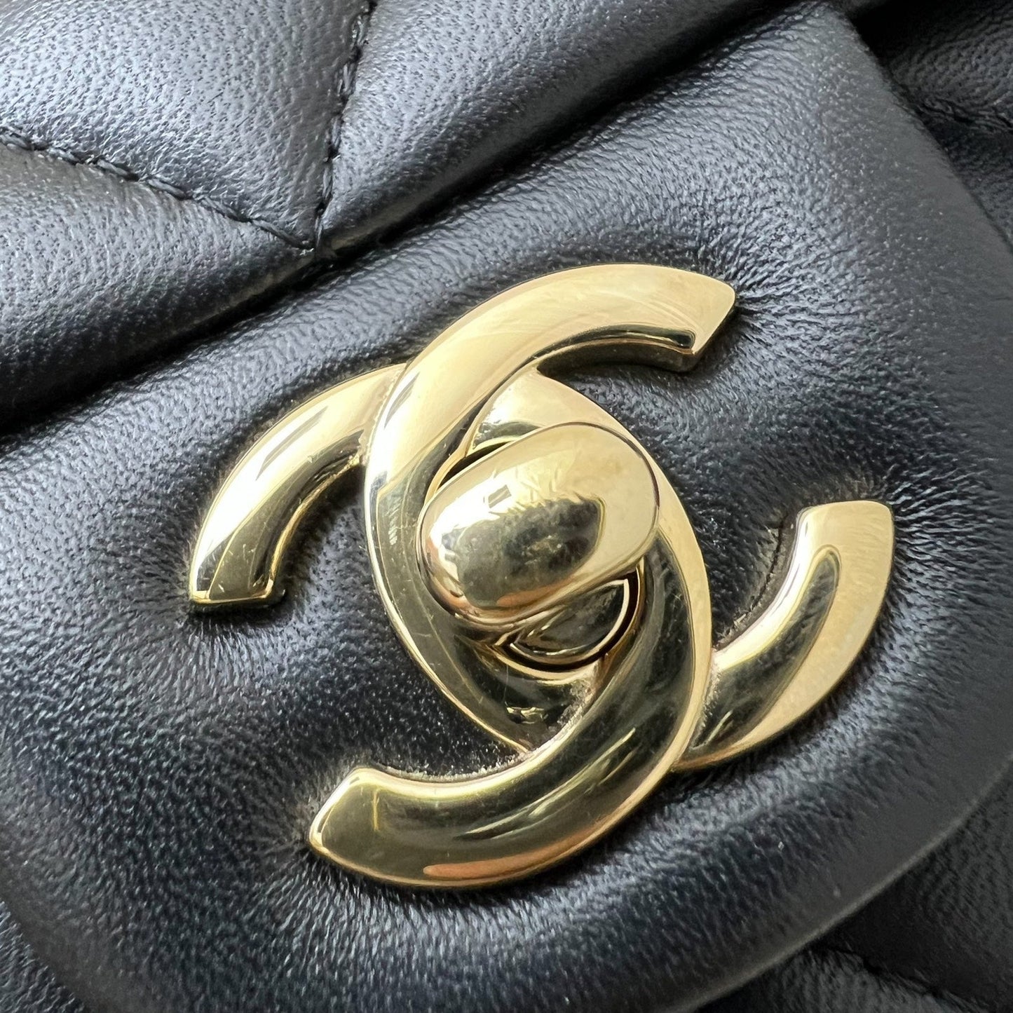 GLM-Classic Top Handle Mini Rectangle Flap in Black Lambskin and LGHW