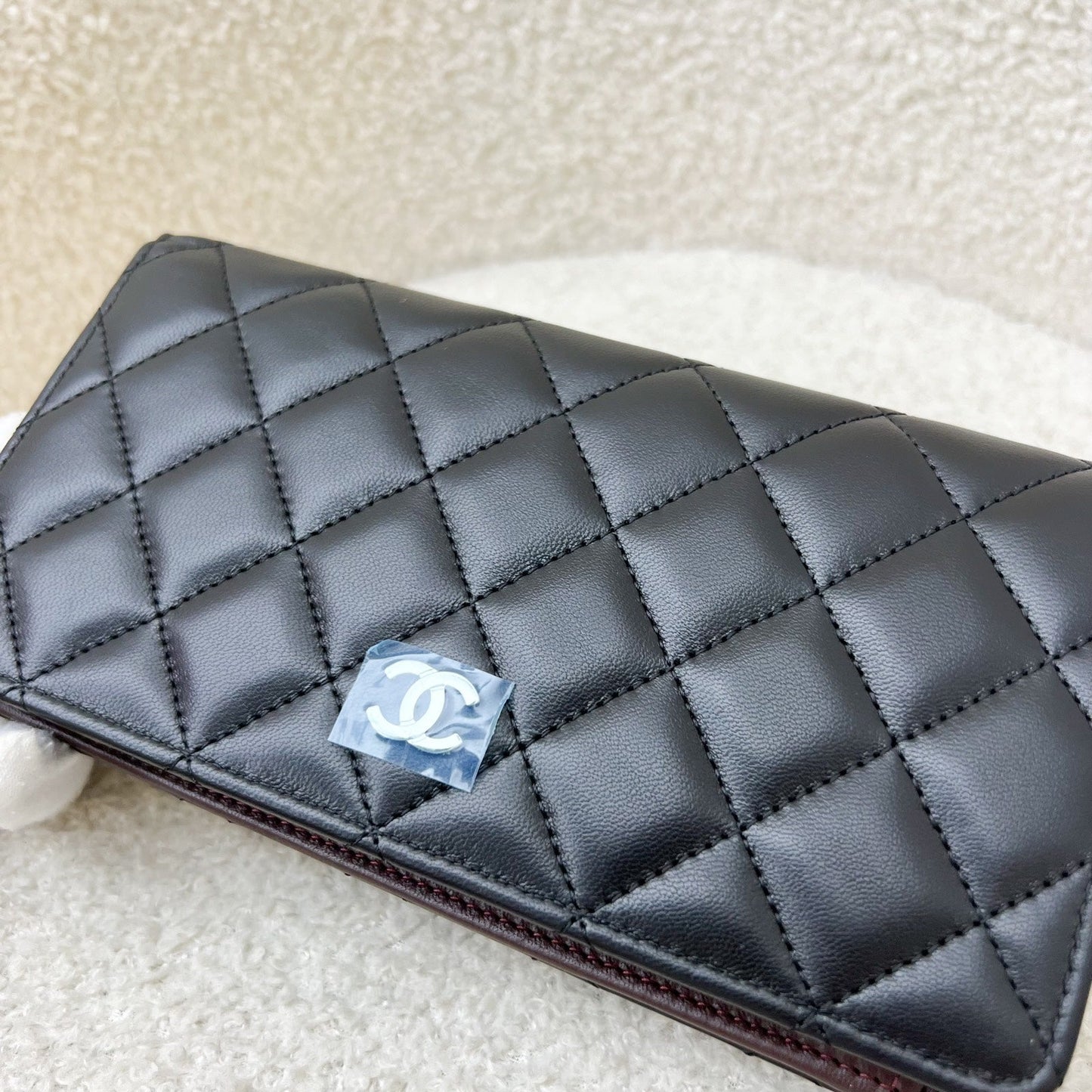 GLM-Yen Bifold Long Wallet in Black Lambskin and SHW