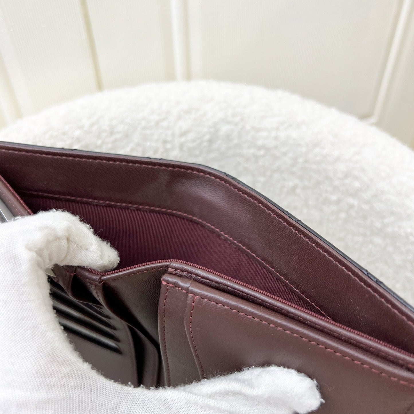 GLM-Yen Bifold Long Wallet in Black Lambskin and SHW