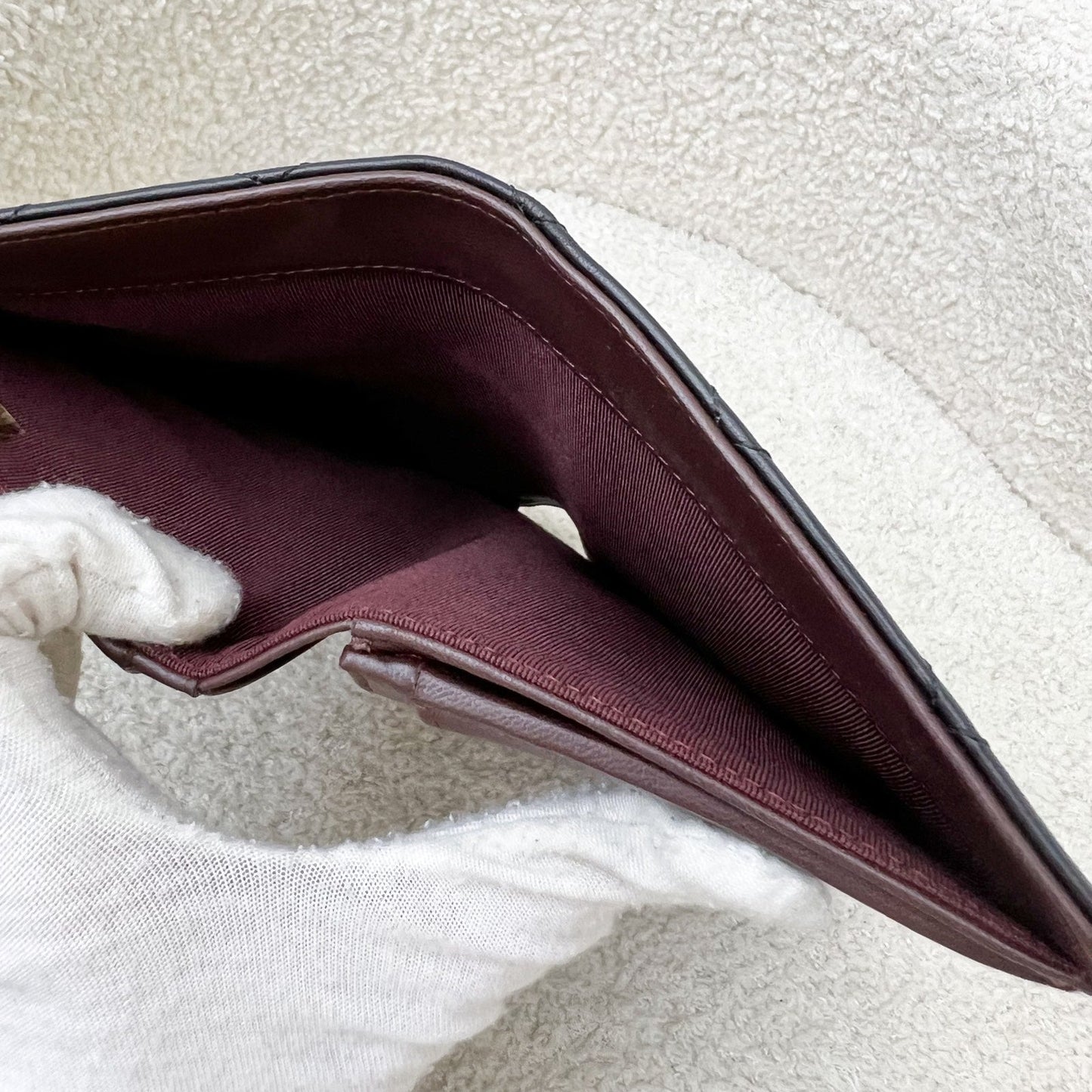 GLM-Yen Bifold Long Wallet in Black Lambskin and SHW