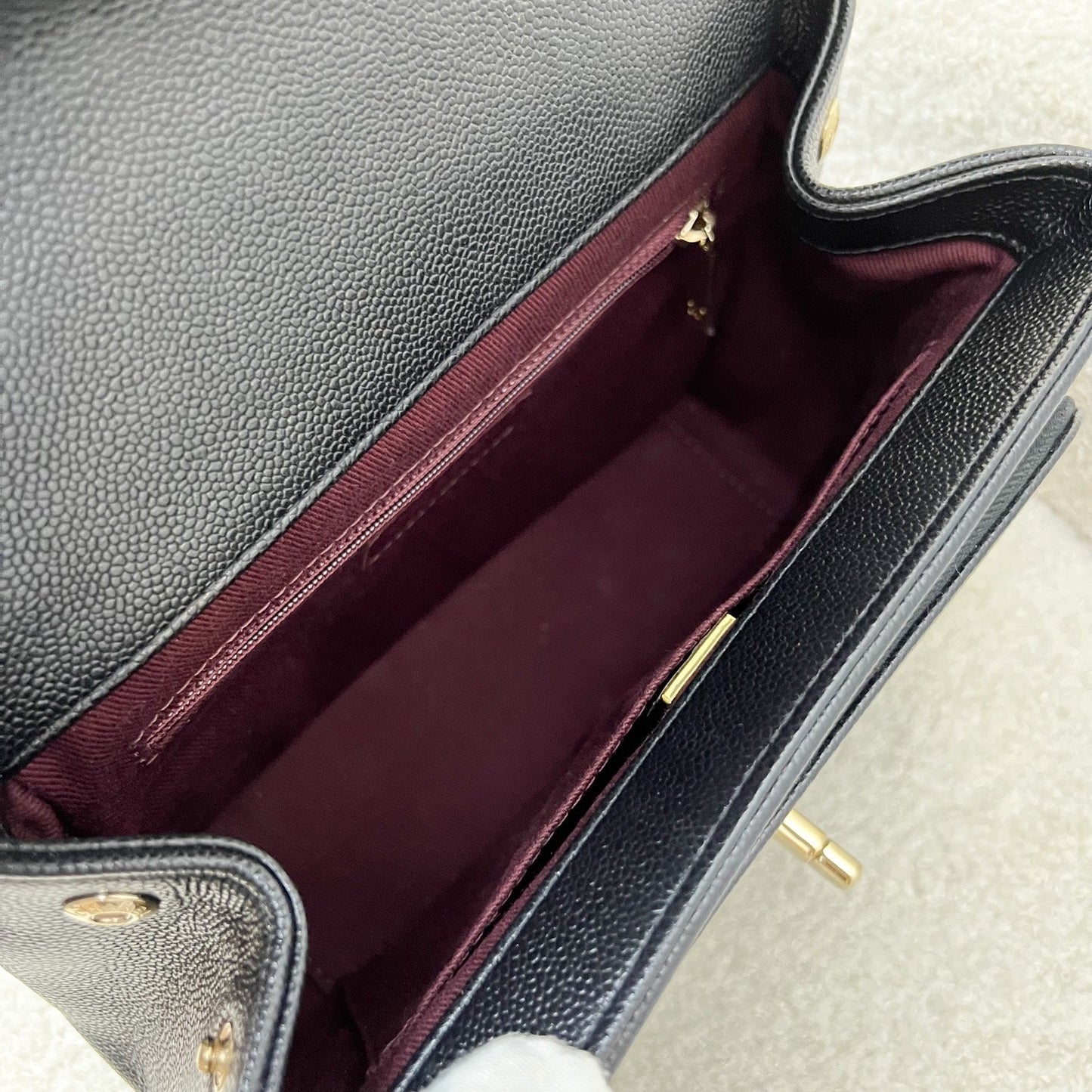 GLM-Medium Business Affinity Flap in Black Caviar and LGHW (Model: A93607)