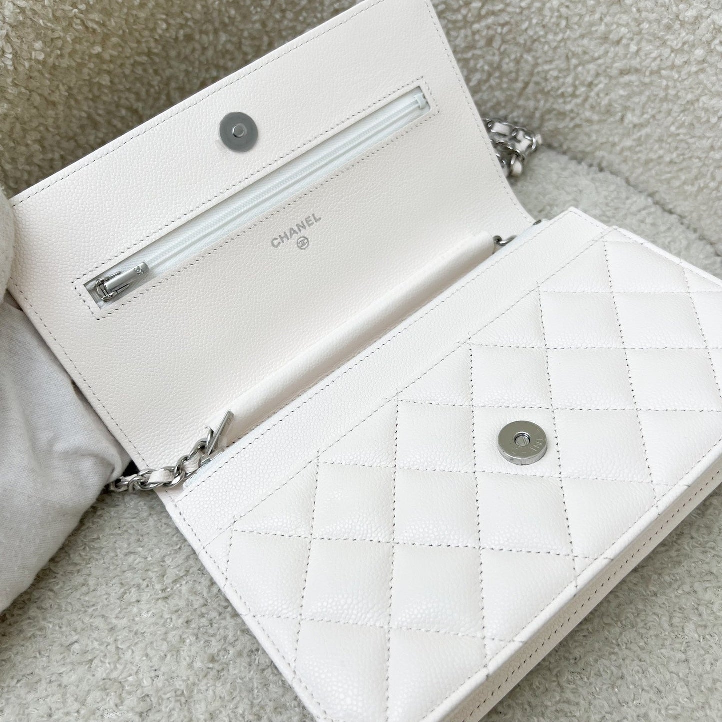 GLM-Classic Wallet on Chain WOC in White Caviar and SHW (Model: AP0250)