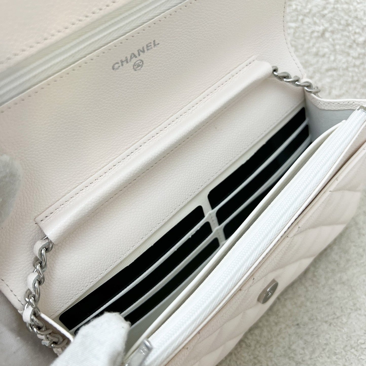 GLM-Classic Wallet on Chain WOC in White Caviar and SHW (Model: AP0250)