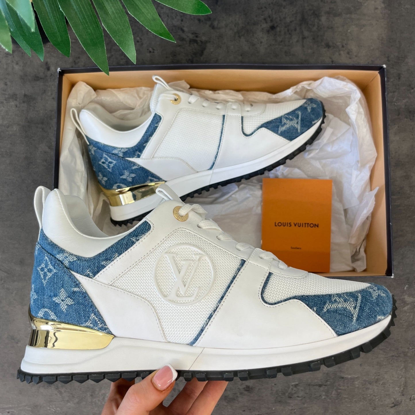 Women's Run Away Low Trainers White Size EU 39 / UK 6