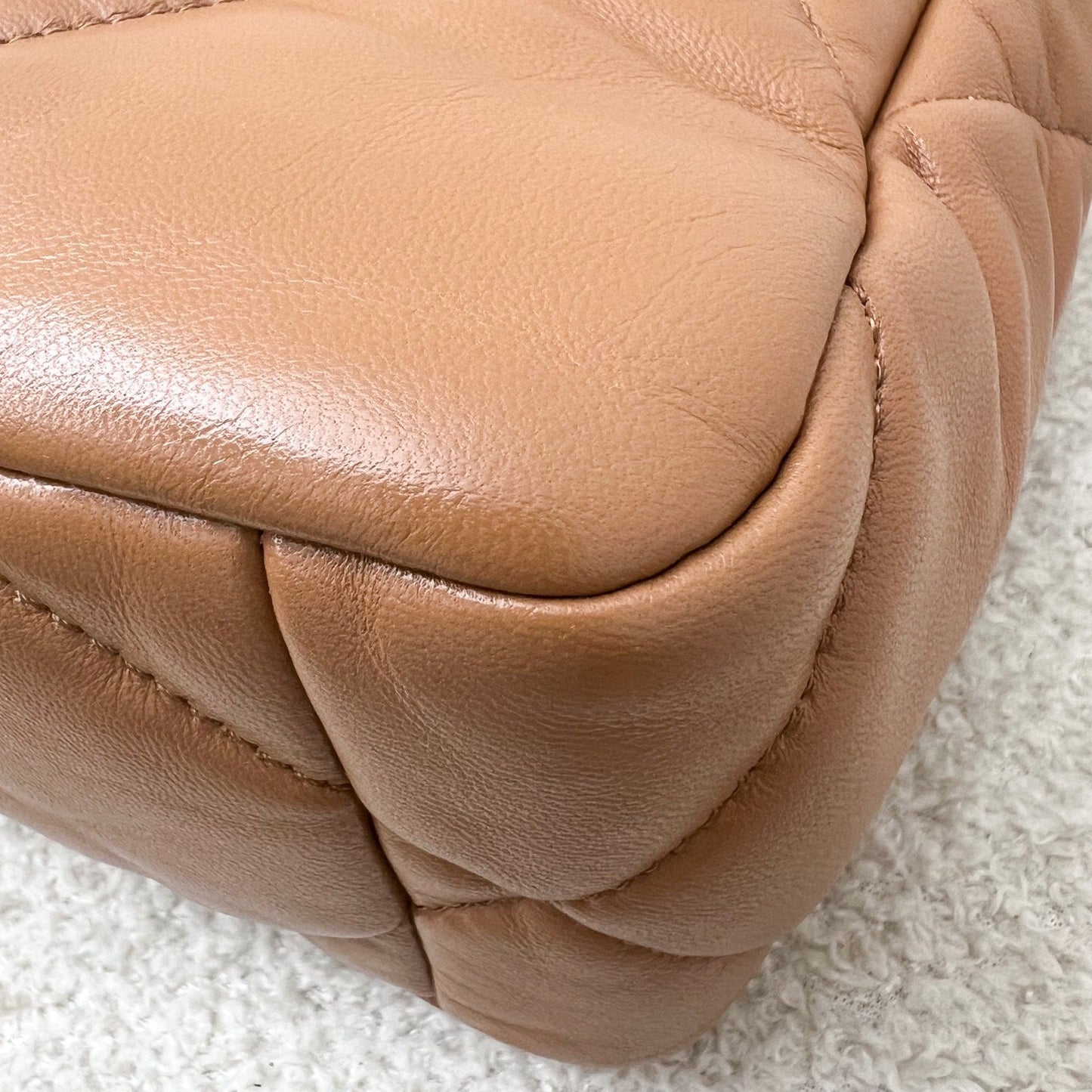 GLM-19 Small Flap in 22S Caramel Lambskin and 3-tone HW