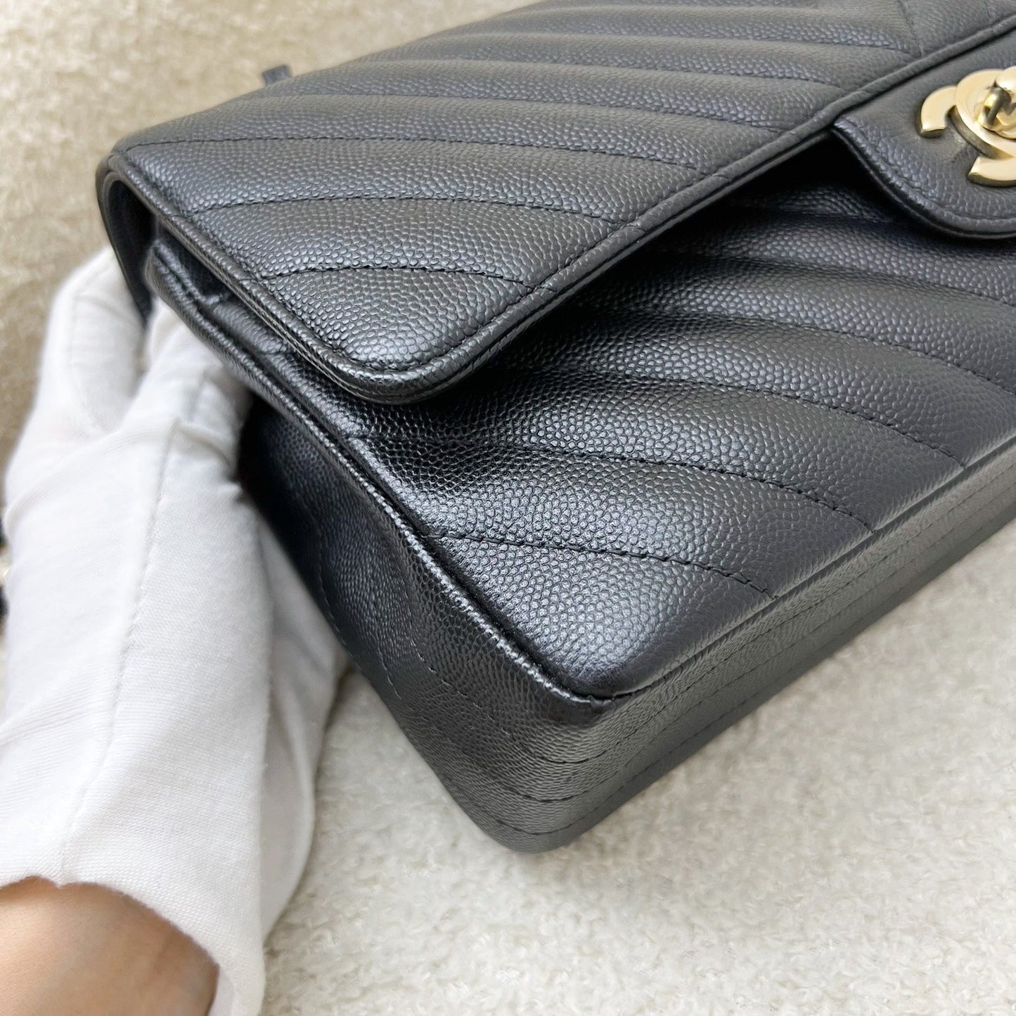 GLM-Classic Medium CF in Black Chevron Caviar and LGHW
