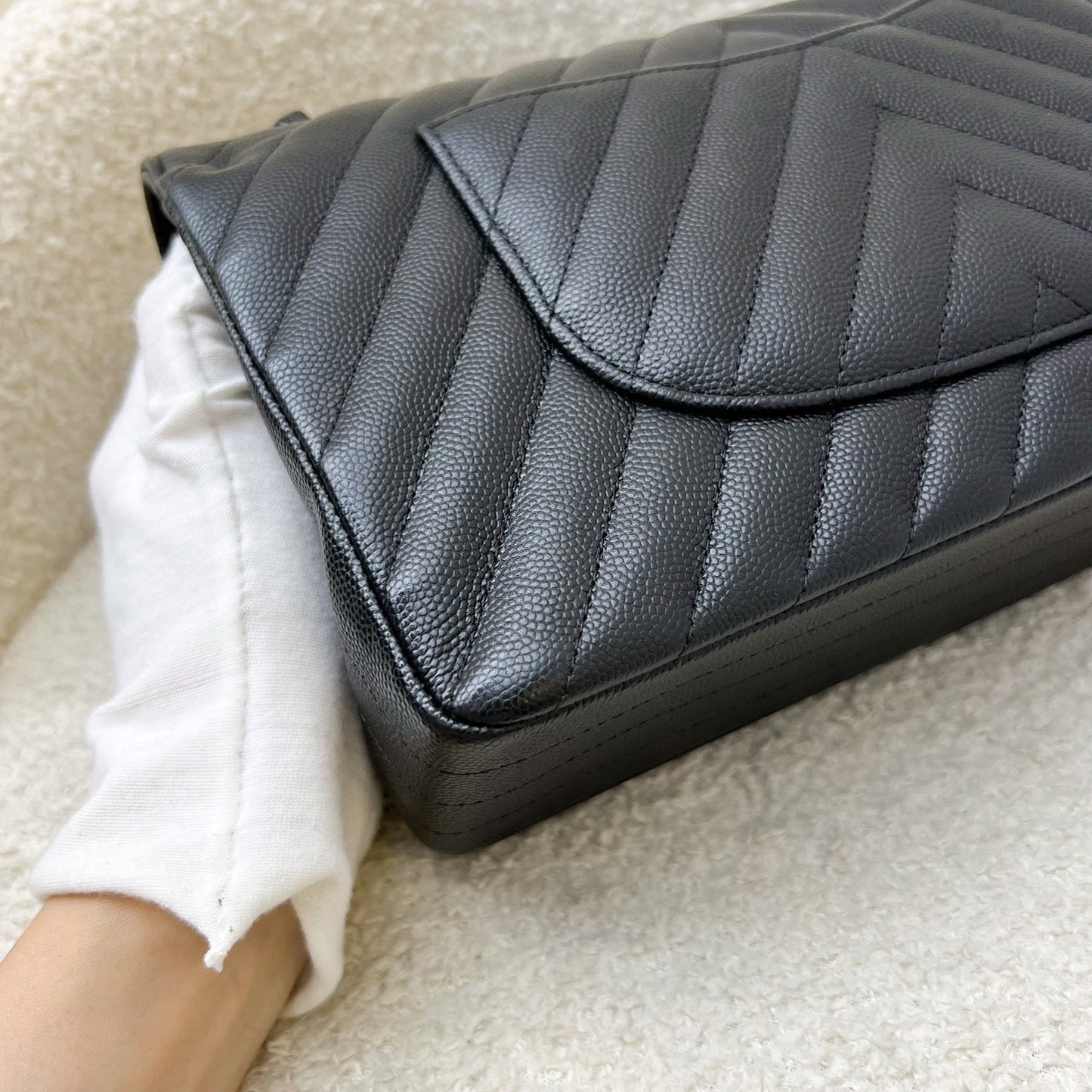 GLM-Classic Medium CF in Black Chevron Caviar and LGHW