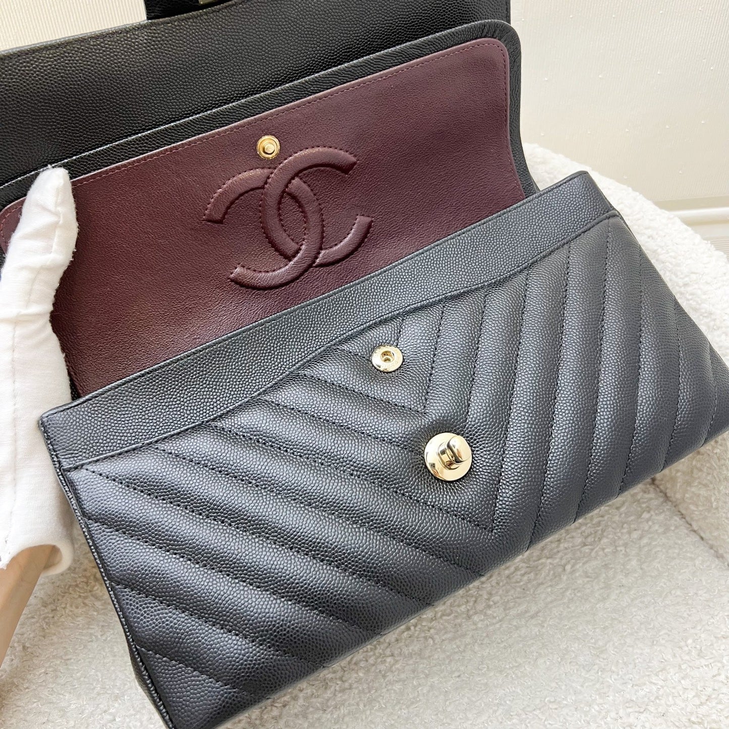 GLM-Classic Medium CF in Black Chevron Caviar and LGHW