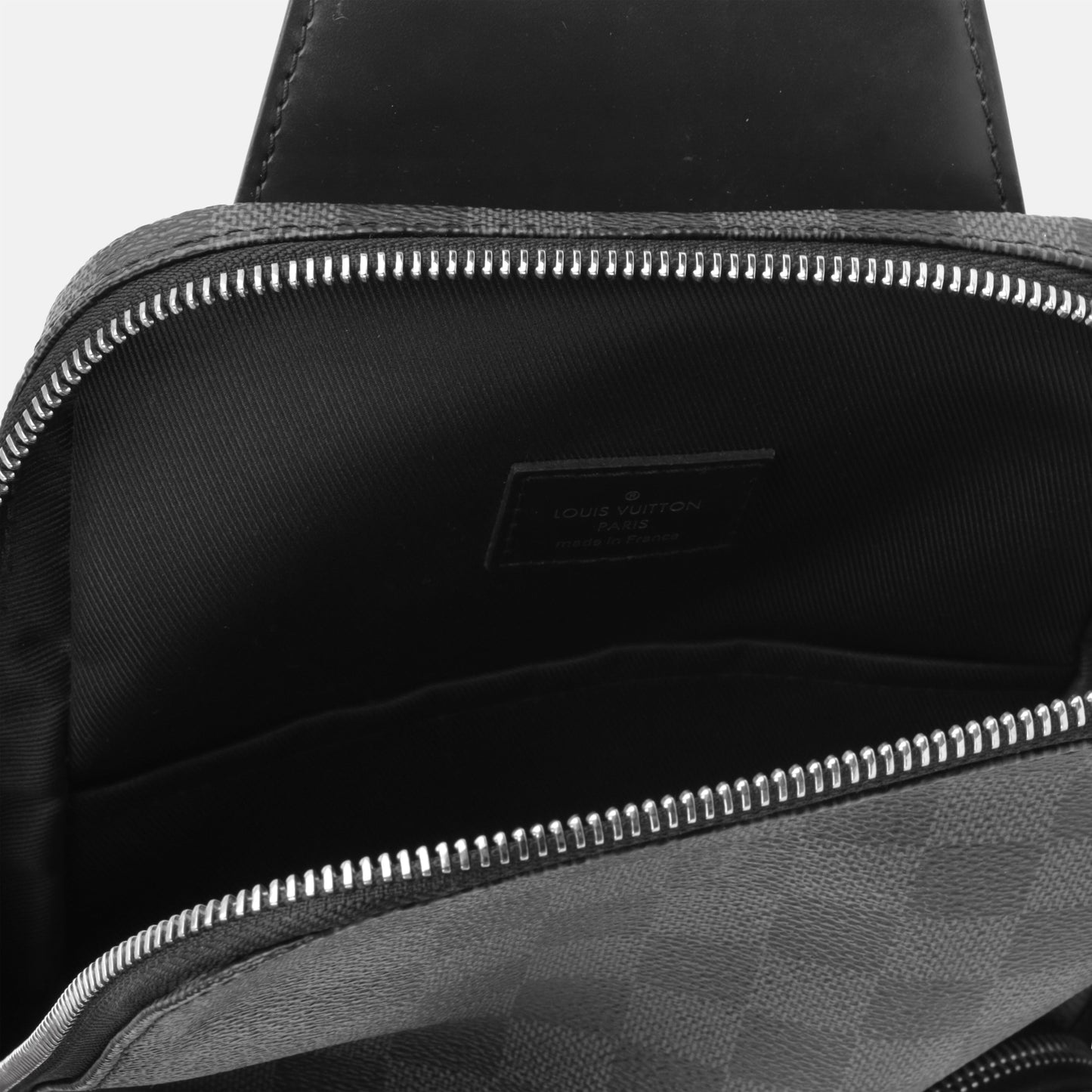 Louis Vuitton Avenue Sling Bag