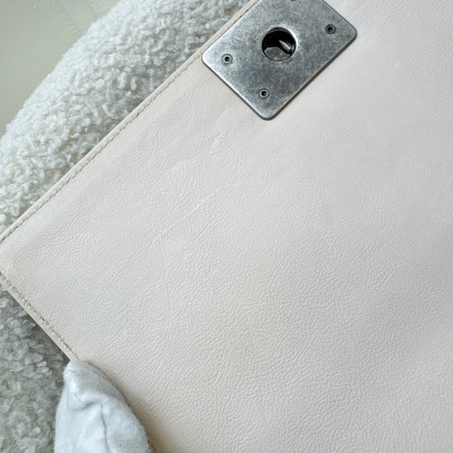 GLM-Medium 25cm Boy Flap in Nude Pink Calfskin and RHW